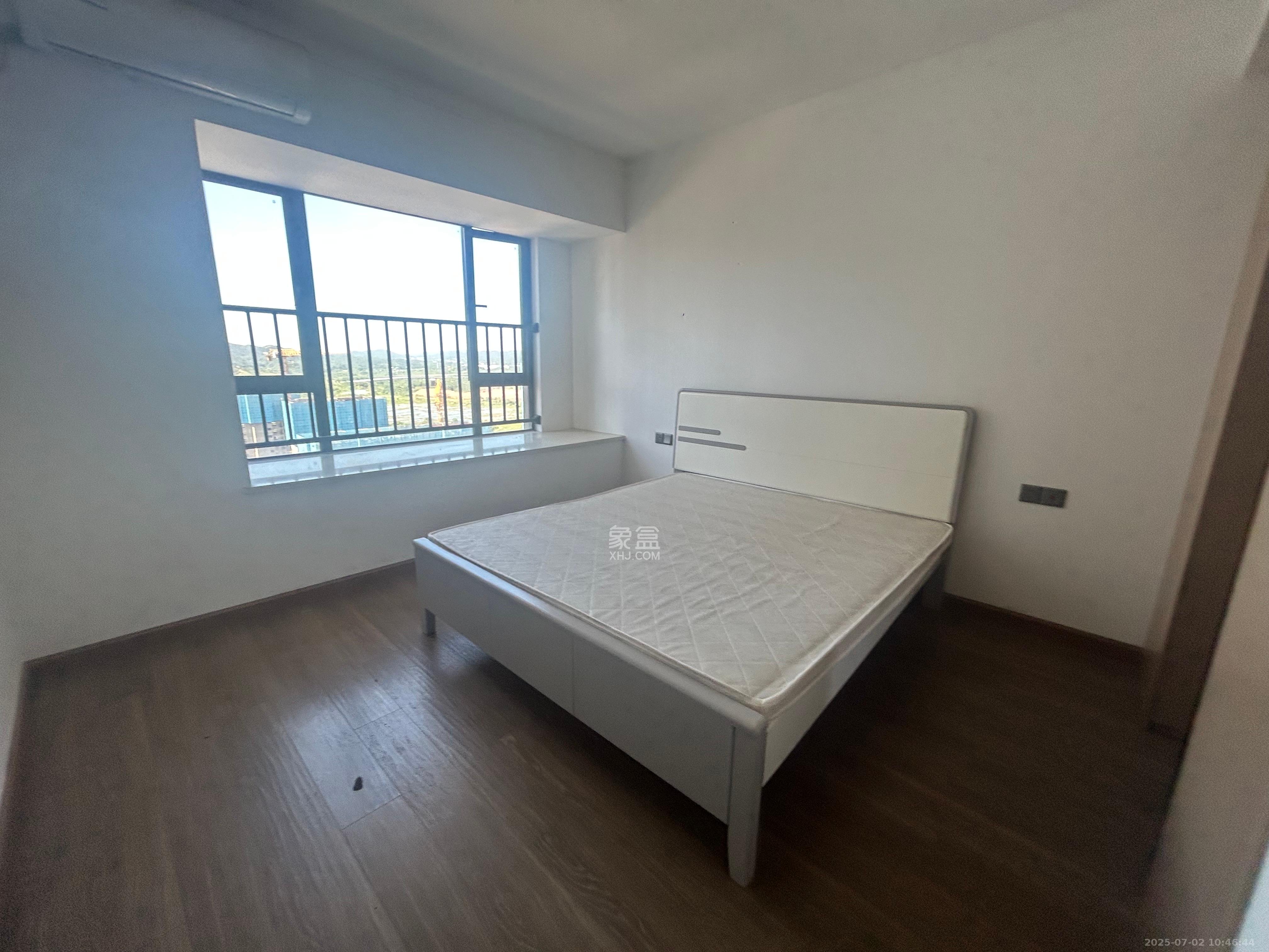 招商华发依云曦城 4室2厅2卫 3200.0元/月 招商华发依云曦城 4室2厅2卫 3200.0元/月室内图