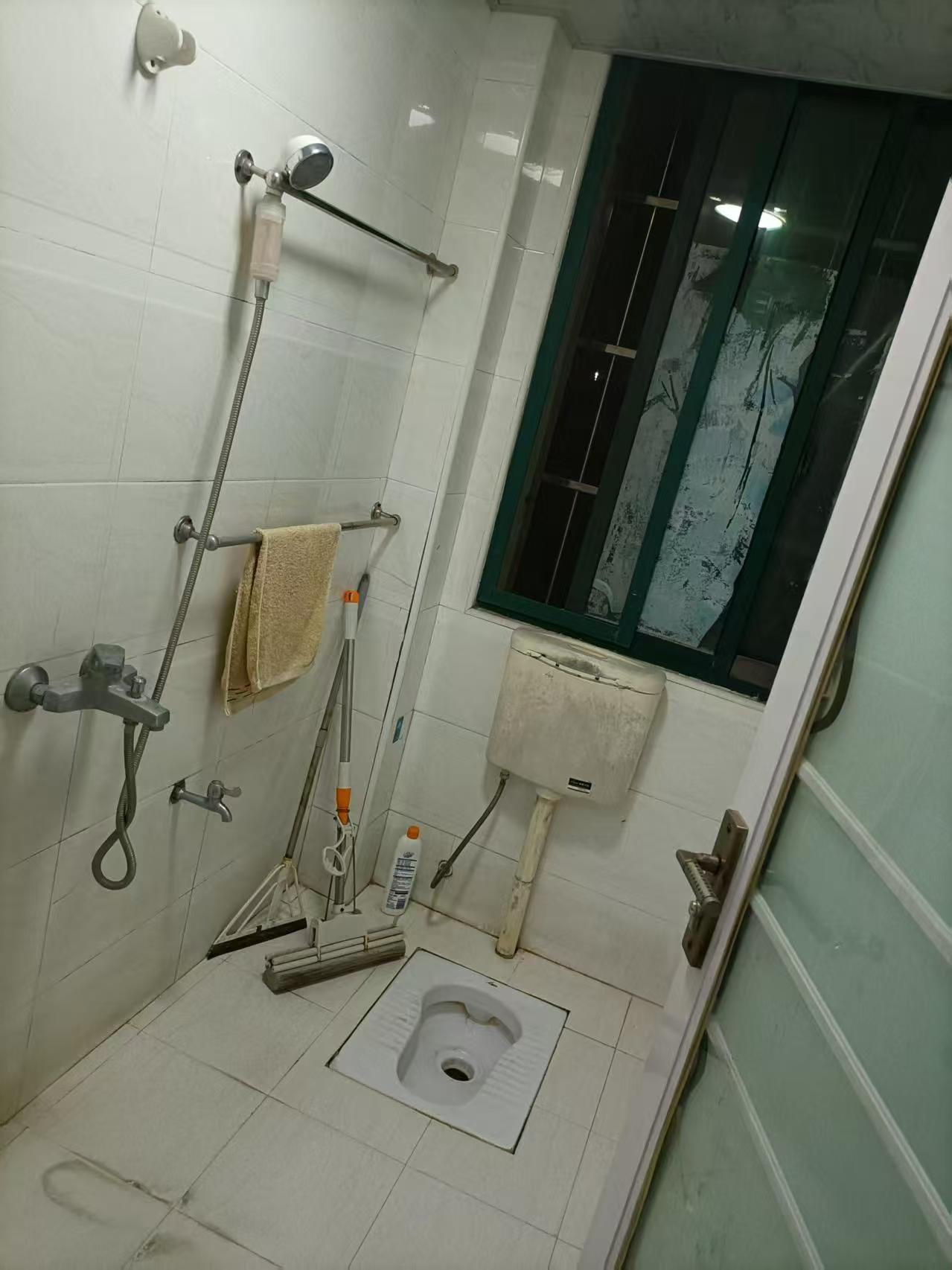 学府名苑 3室2厅1卫 1000.0元/月 学府名苑 3室2厅1卫 1000.0元/月室内图