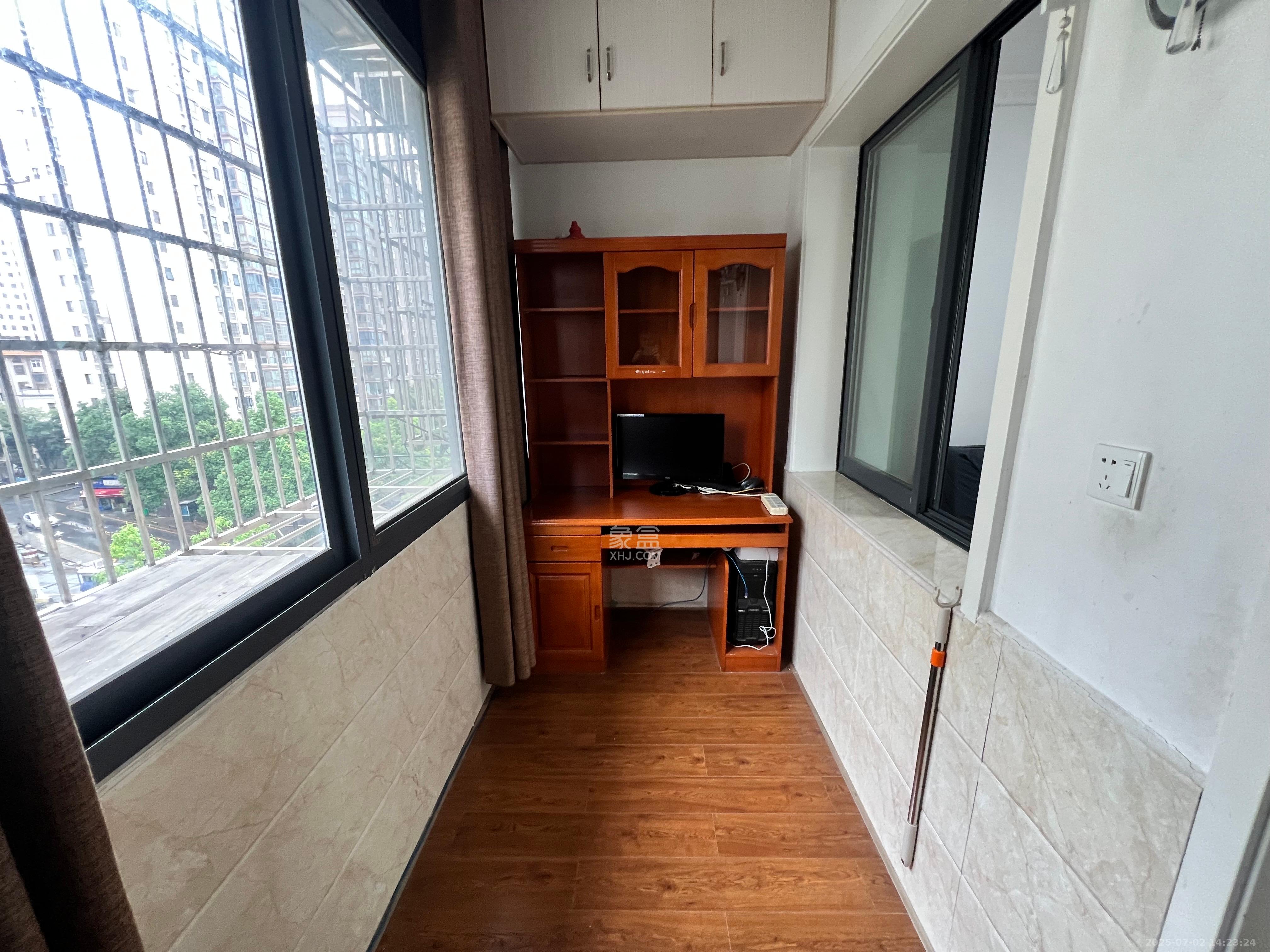 友谊路电视机厂宿舍  2室2厅1卫   1500.00元/月室内图