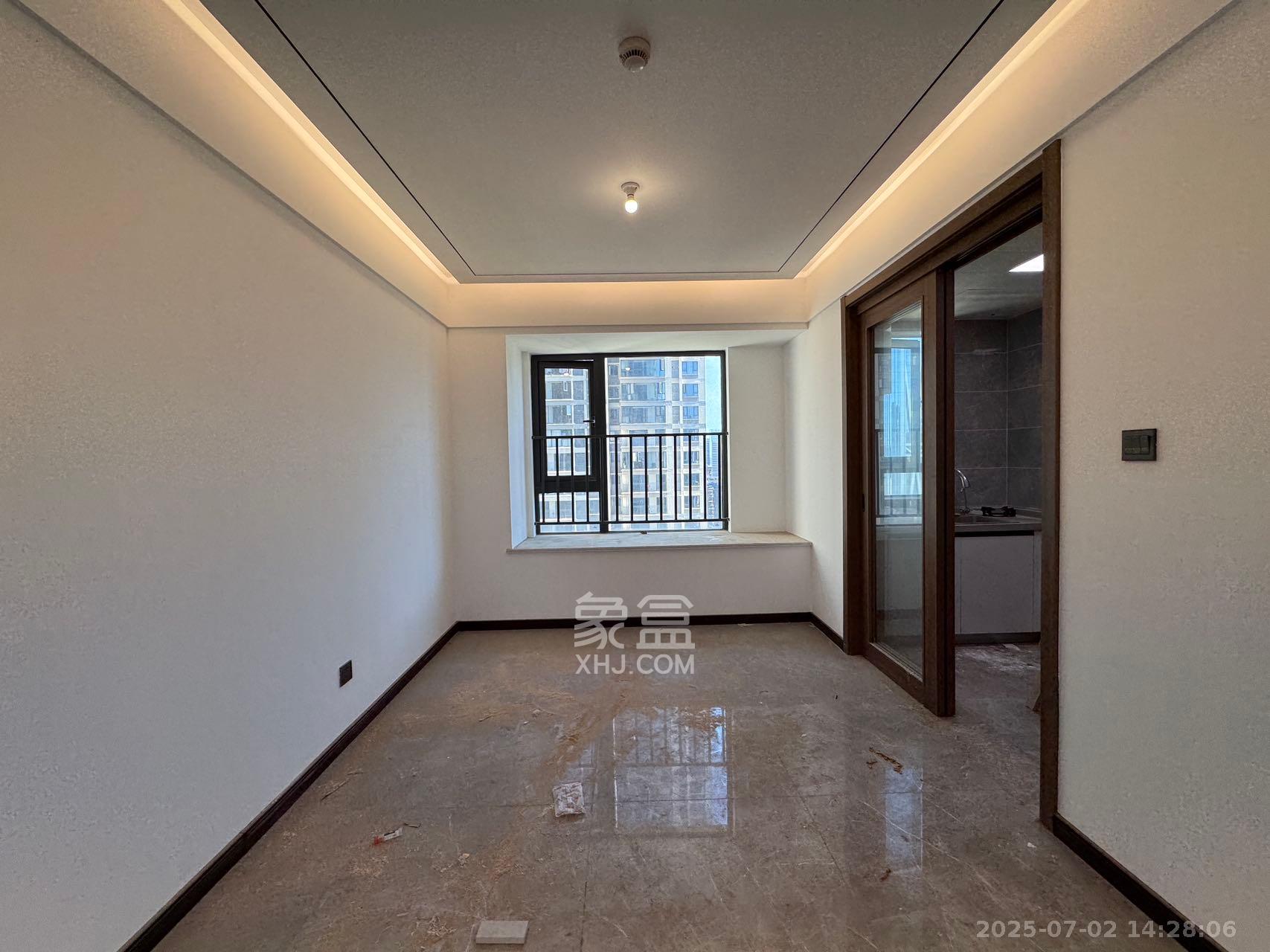 卓越中寰 4室2厅2卫 5500.0元/月 卓越中寰 4室2厅2卫 5500.0元/月室内图