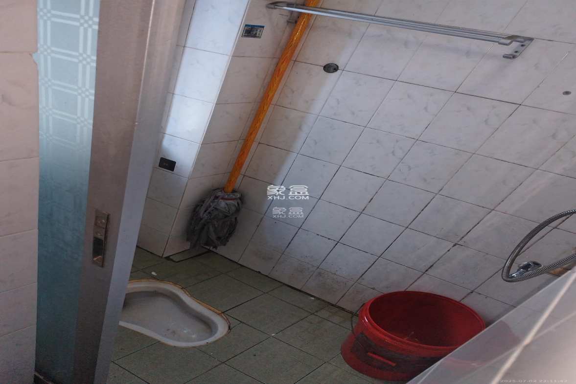 国庆新村 2室2厅1卫 1400.0元/月 国庆新村 2室2厅1卫 1400.0元/月室内图