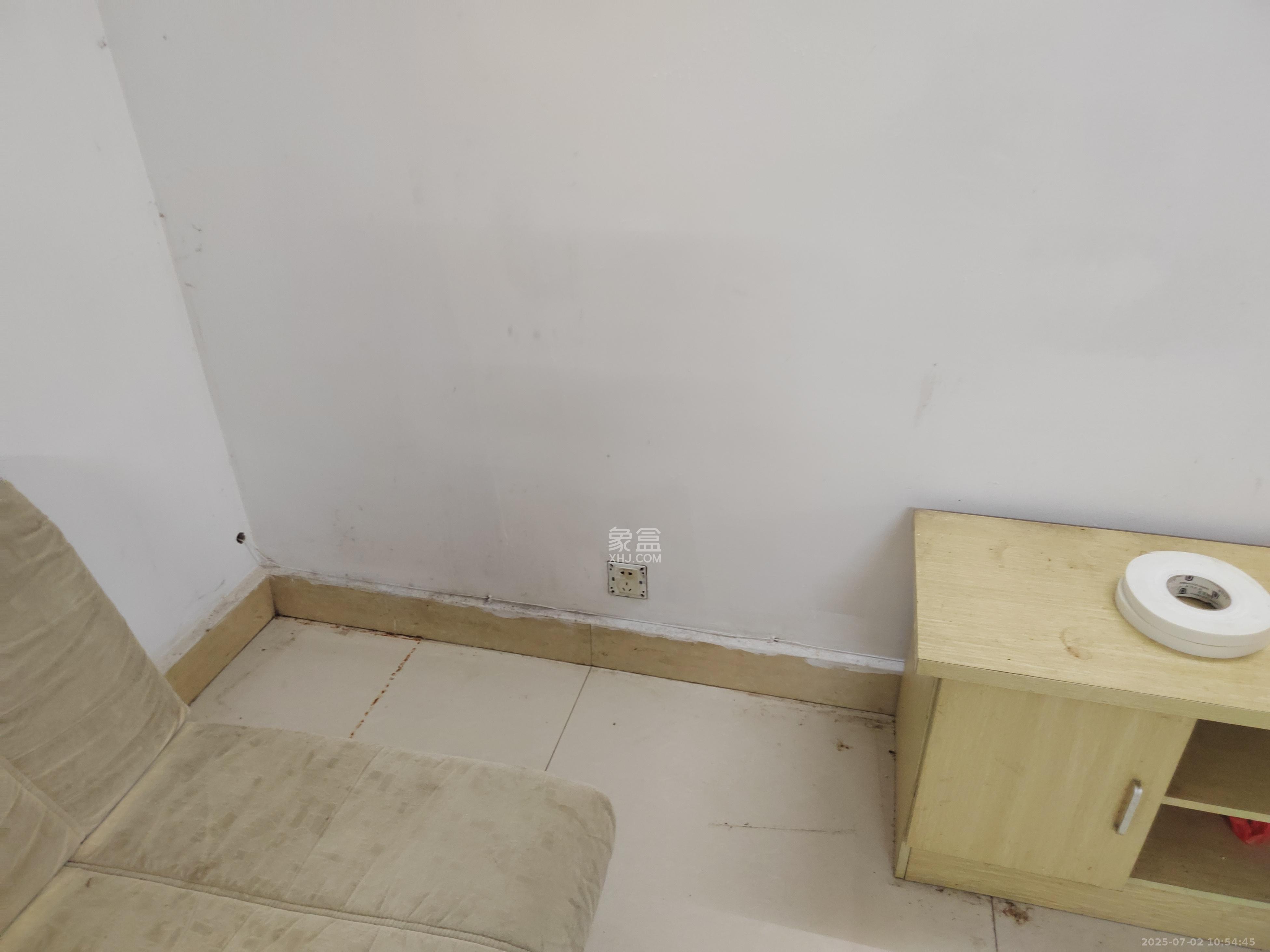 鄱阳小区  2室2厅2卫    1200.0元/月 鄱阳小区  2室2厅2卫    1200.0元/月室内图