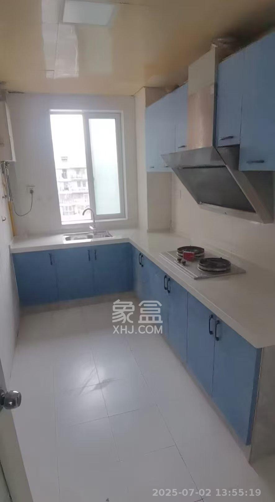 滨江美寓(滨江丽园) 3室2厅2卫 2600.0元/月 滨江美寓(滨江丽园) 3室2厅2卫 2600.0元/月室内图