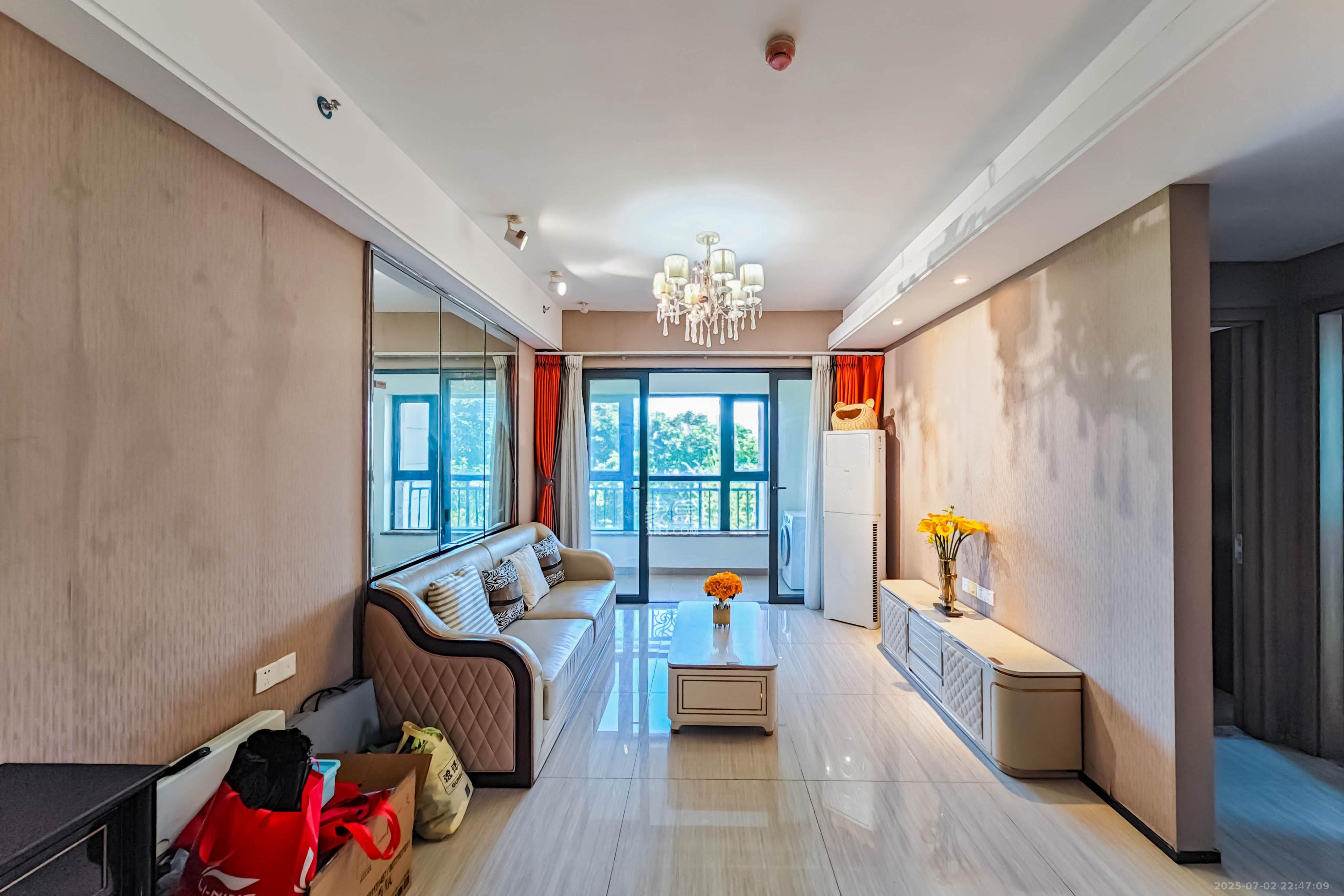 恒大国际广场 2室2厅1卫 72.5万 恒大国际广场 2室2厅1卫 72.5万客厅