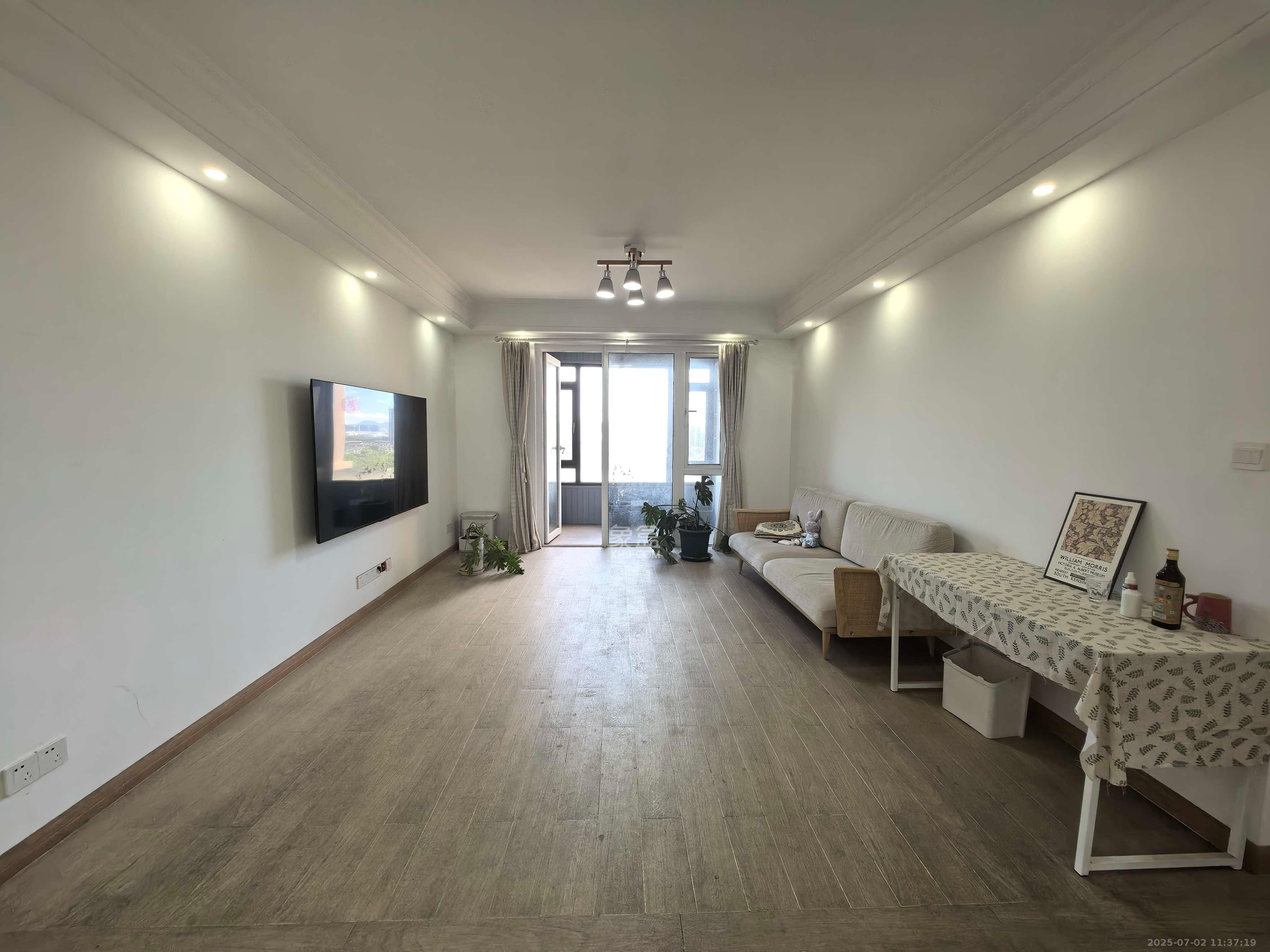 金地三千府(金地湖山樾、金地自在城) 4室2厅2卫 2000.0元/月 金地三千府(金地湖山樾、金地自在城) 4室2厅2卫 2000.0元/月室内图