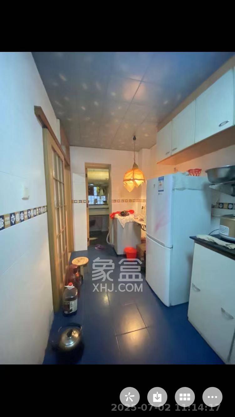 湘农大厦  1室1厅1卫   1700.00元/月室内图