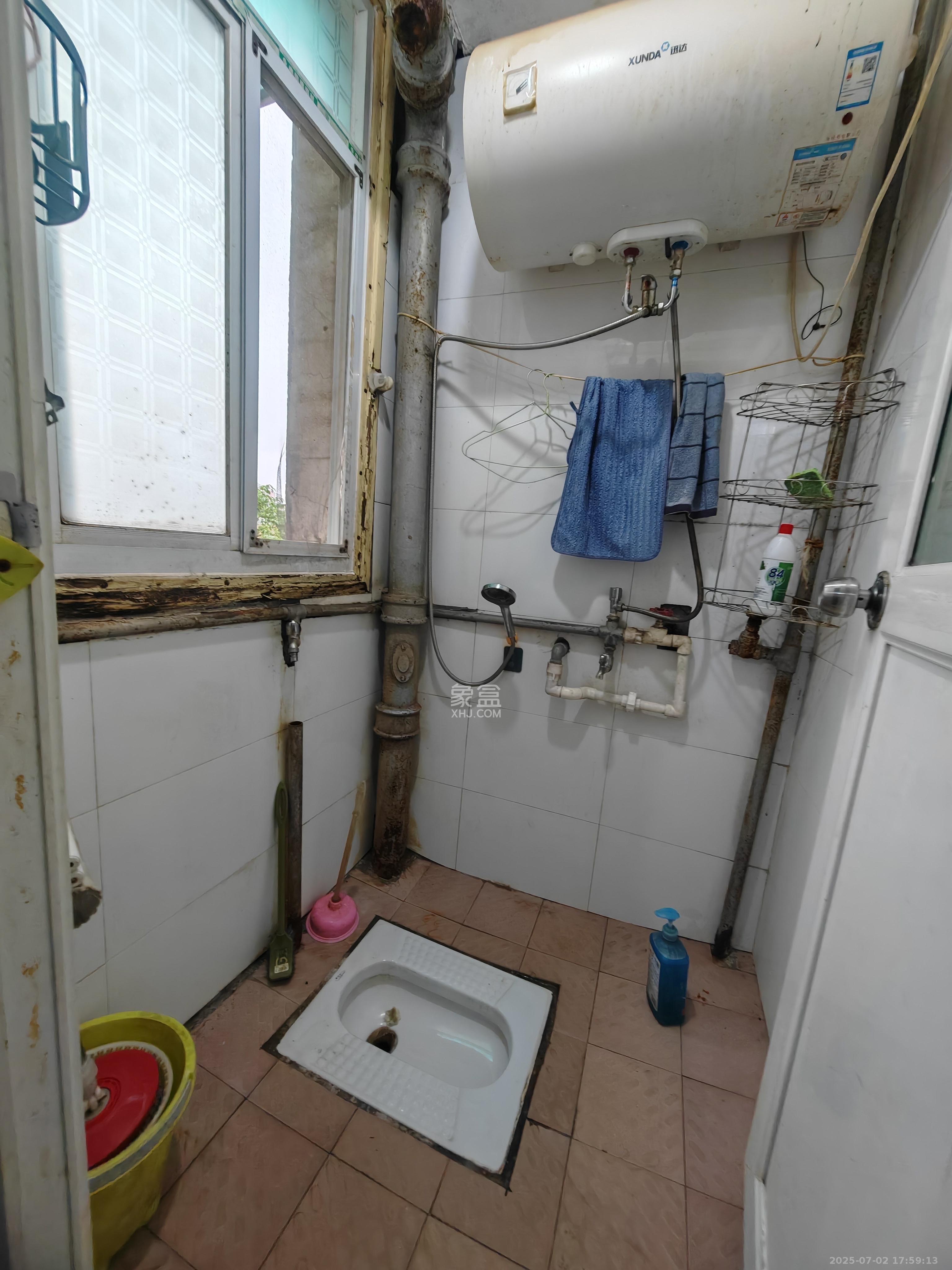 红旗区四片  2室1厅1卫    1500.0元/月室内图