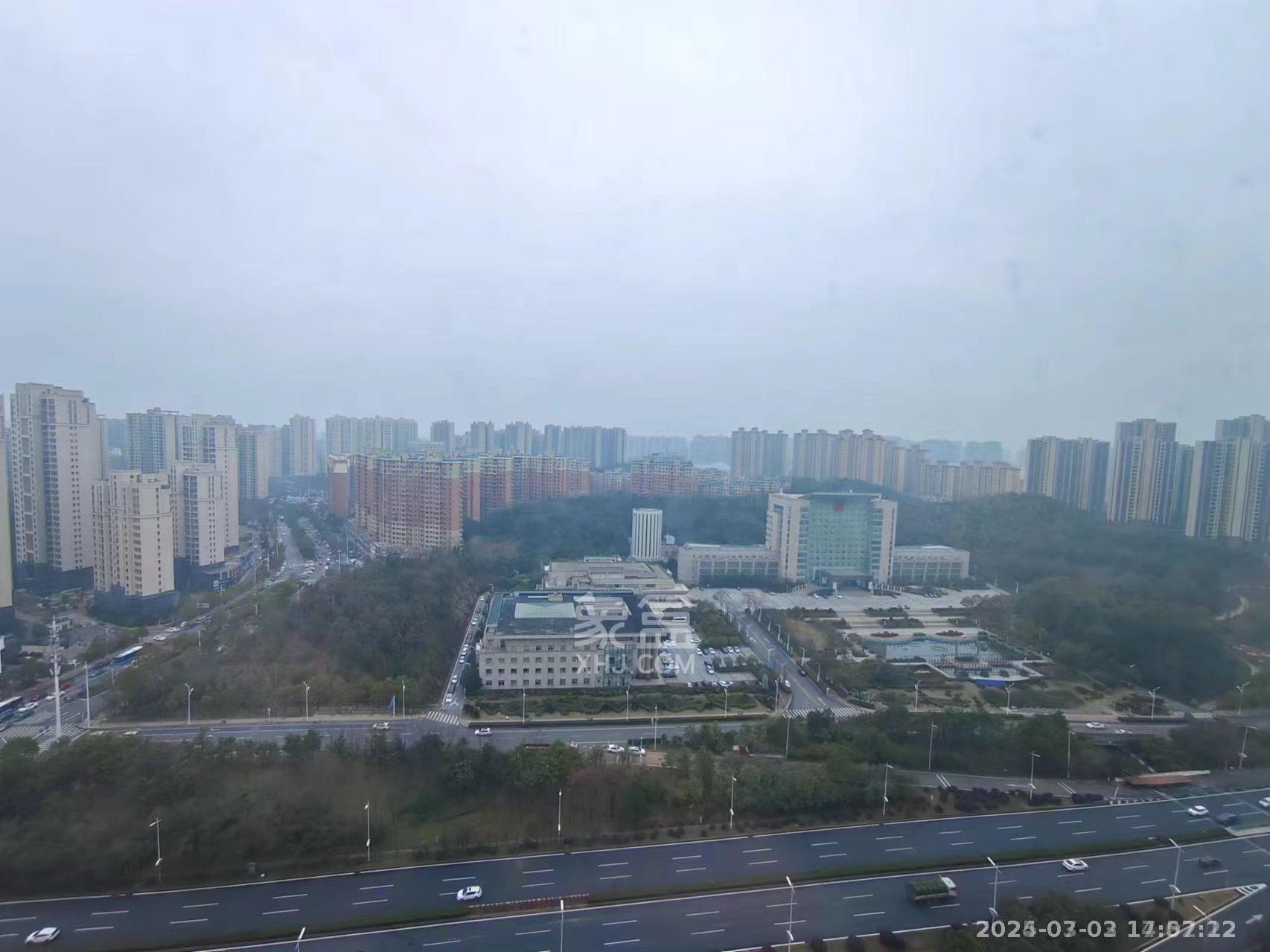 湖景名城  3室2厅1卫   1800.00元/月室内图