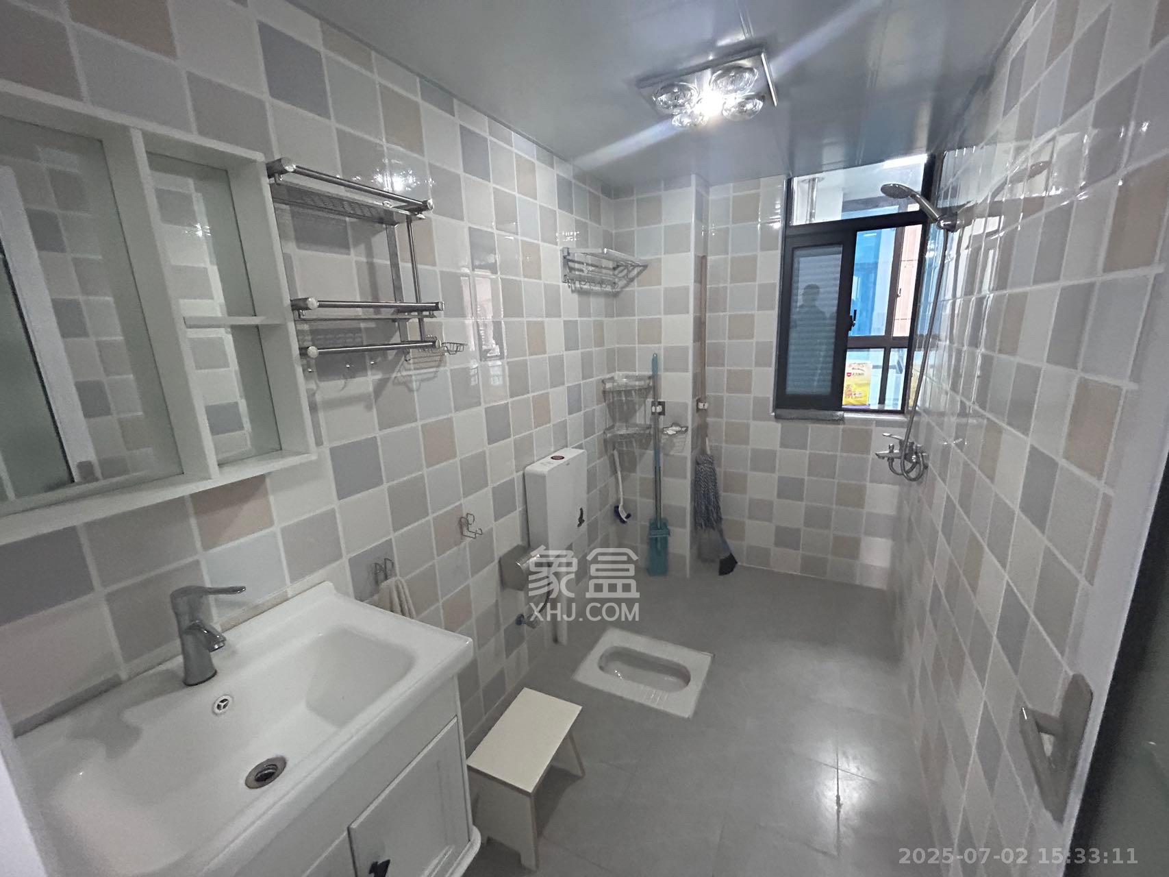中国铁建梅溪青秀三期  4室2厅2卫   3600.00元/月室内图