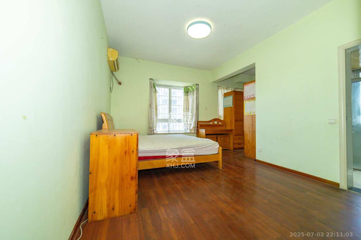 楚天馨苑 1室0厅0卫 68.8万 楚天馨苑 1室0厅0卫 68.8万卧室