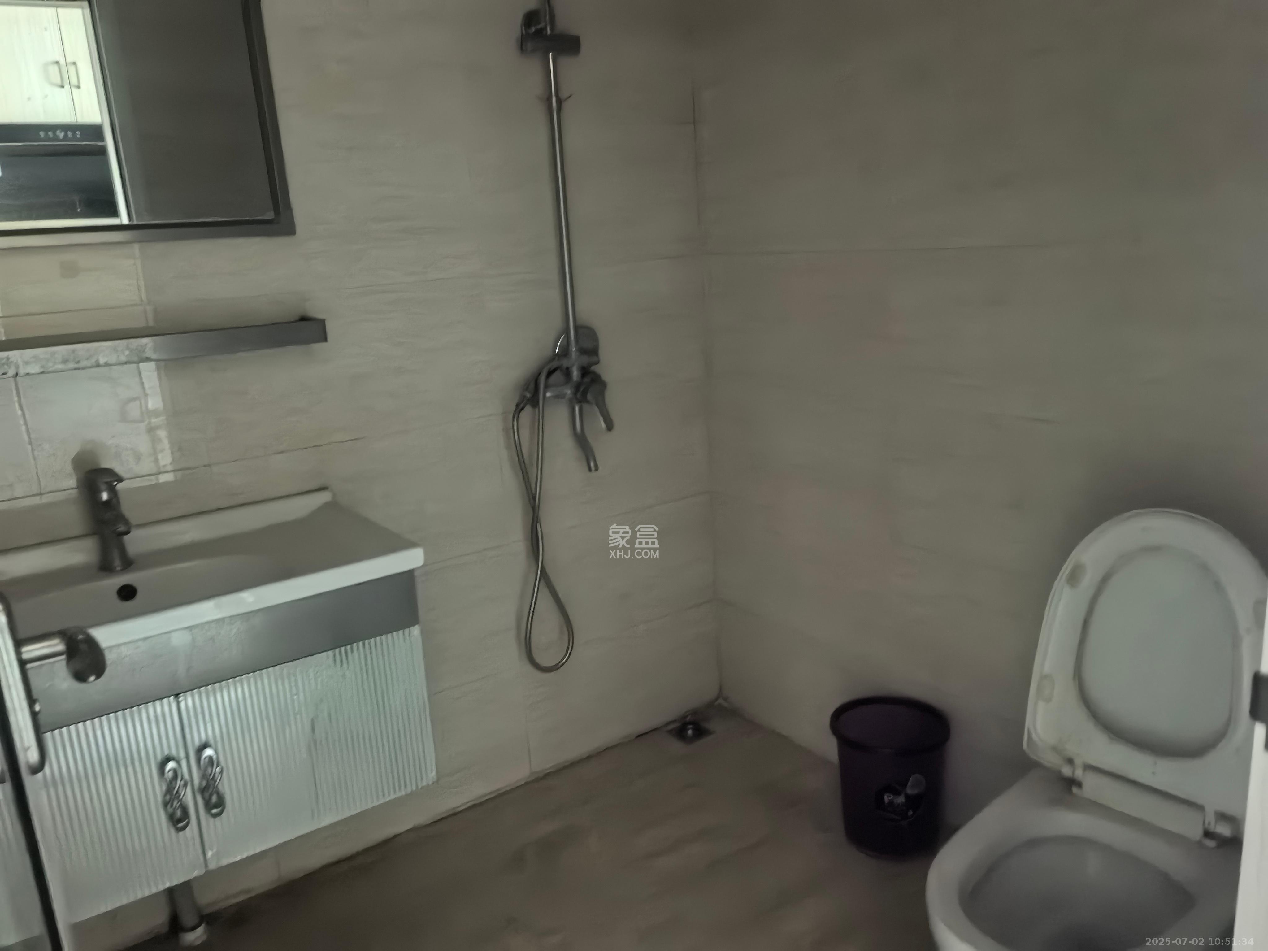 钰龙天下二期(钰龙佳园) 1室1厅1卫 1300.0元/月 钰龙天下二期(钰龙佳园) 1室1厅1卫 1300.0元/月室内图