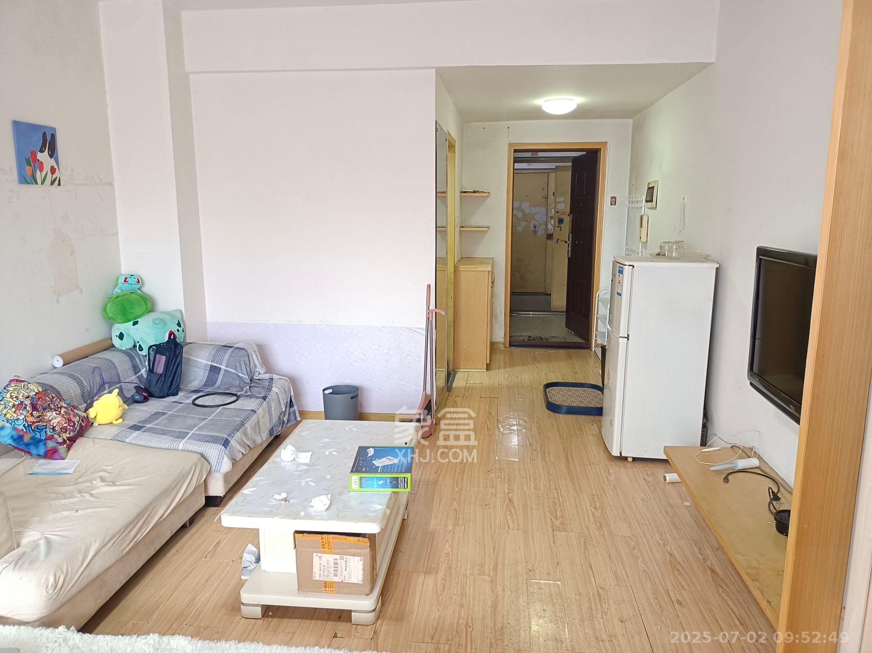 融橙上品  1室1厅1卫   1460.00元/月室内图