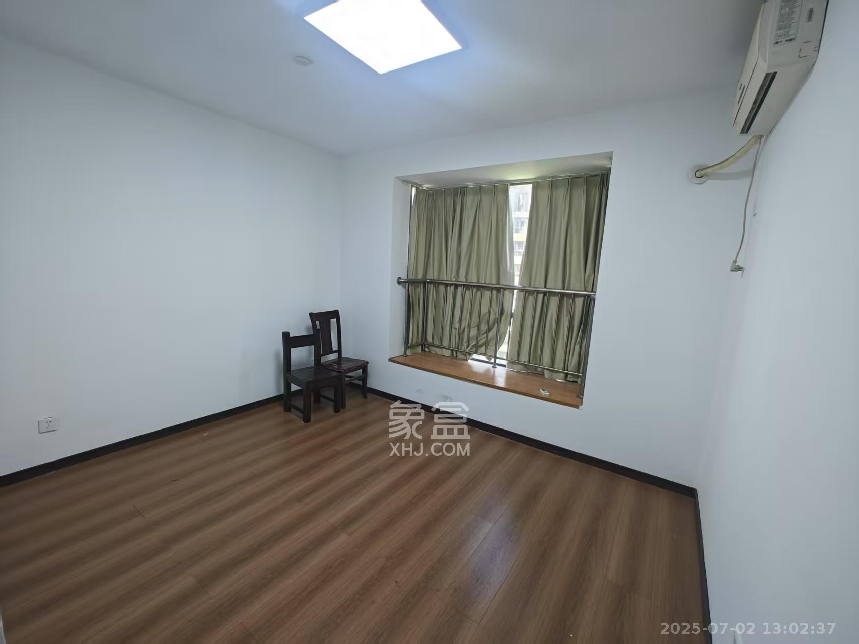 西子花苑  3室1厅2卫   3000.00元/月室内图