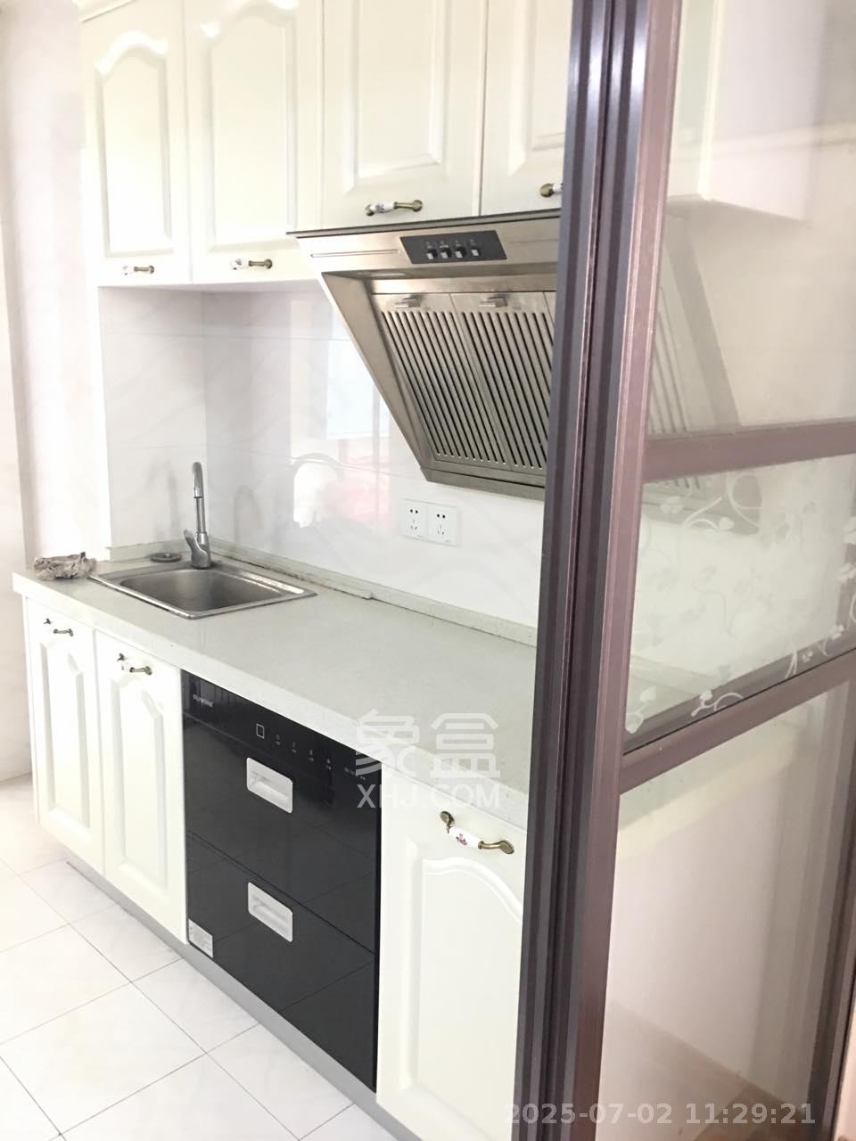 保利麓谷林语I区  1室1厅1卫   1500.00元/月室内图