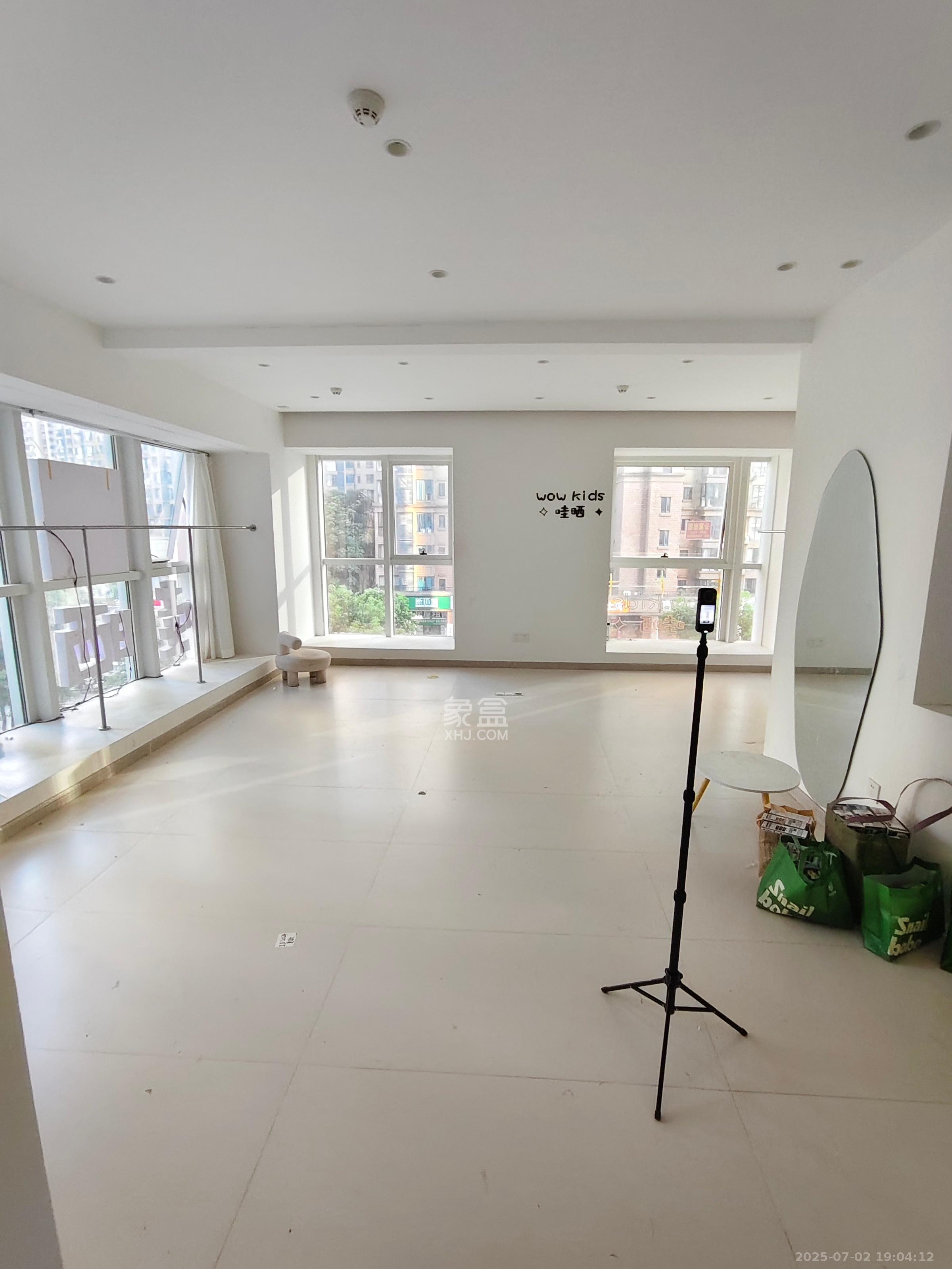 中建嘉和城  2室1厅1卫   2800.00元/月室内图