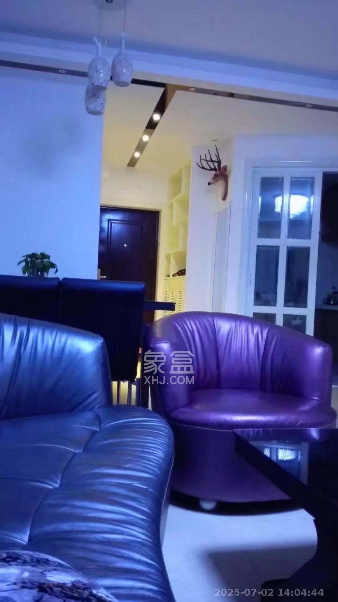 上峰苑(兰亭玥岛) 1室1厅1卫 2200.0元/月 上峰苑(兰亭玥岛) 1室1厅1卫 2200.0元/月室内图