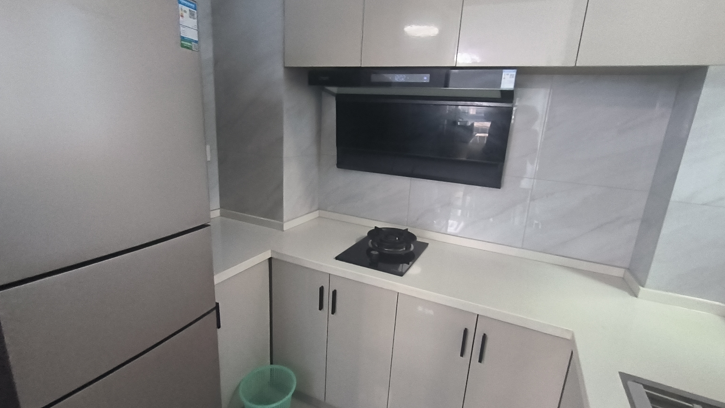 互助小区电梯房  2室2厅1卫   1400.00元/月室内图