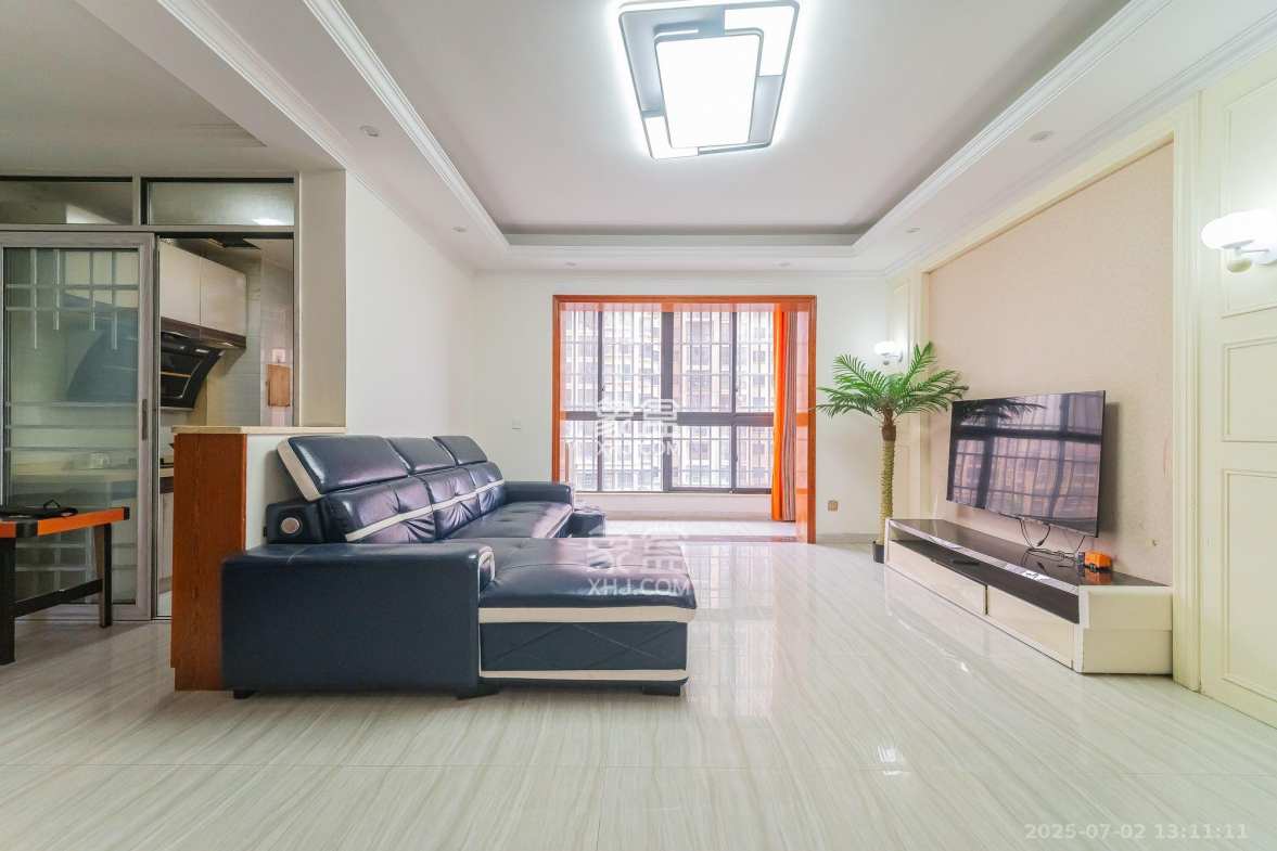 深业睿城 3室2厅2卫 2400.0元/月 深业睿城 3室2厅2卫 2400.0元/月室内图