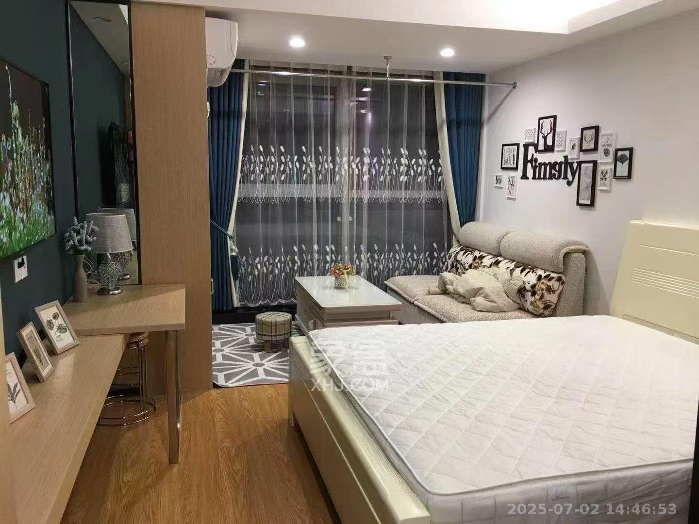 紫鑫御湖湾  1室1厅1卫    1200.0元/月 紫鑫御湖湾  1室1厅1卫    1200.0元/月