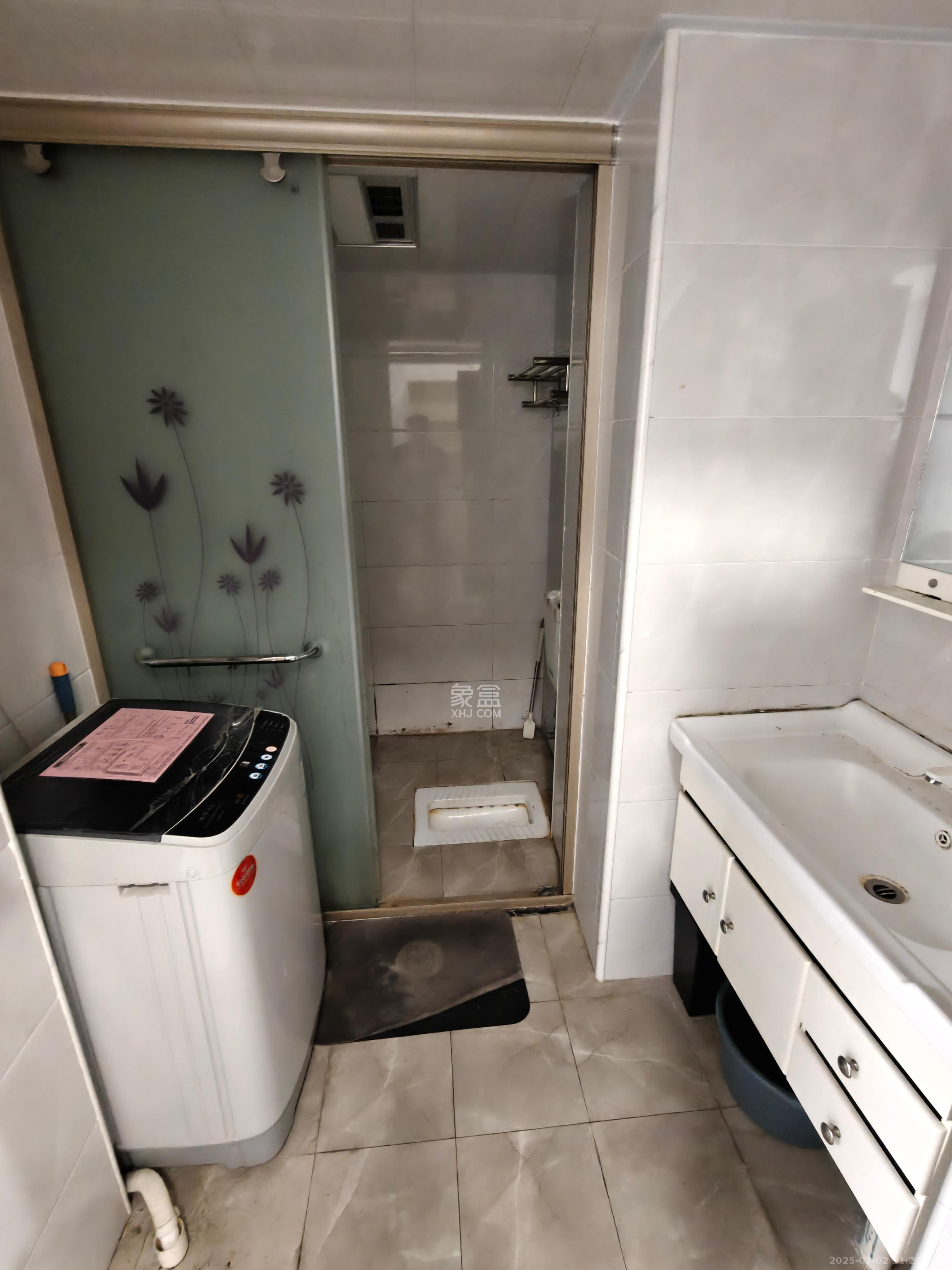 中信凯旋蓝岸(中信新城三期) 1室1厅1卫 1600.0元/月 中信凯旋蓝岸(中信新城三期) 1室1厅1卫 1600.0元/月室内图