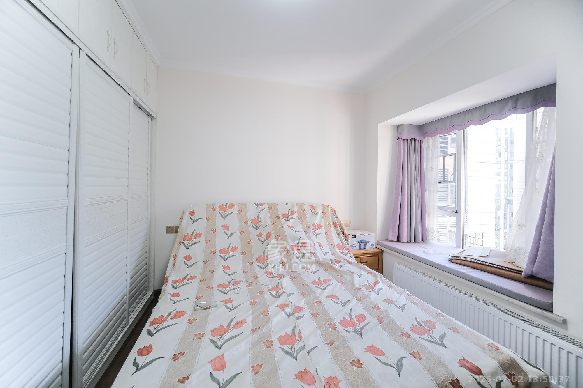 荣盛花语城  3室2厅2卫    100.0万 荣盛花语城  3室2厅2卫    100.0万卧室