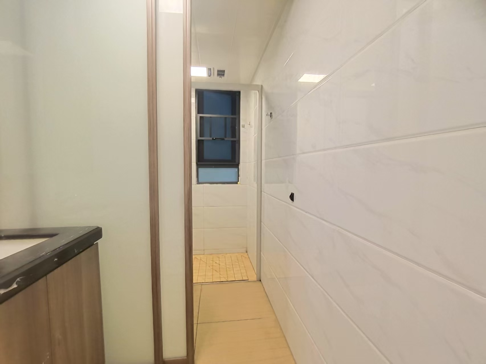 碧桂园梓山府  3室2厅2卫   1900.00元/月室内图