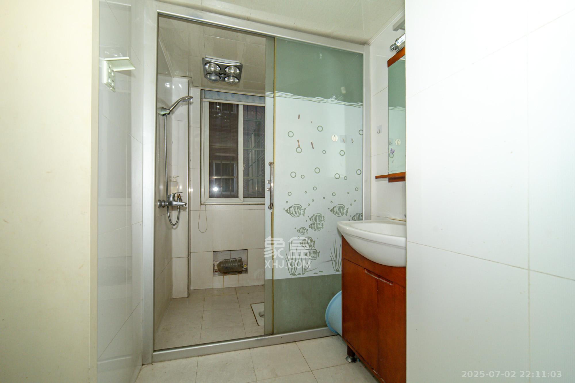 楚天馨苑 1室0厅0卫 68.8万 楚天馨苑 1室0厅0卫 68.8万卫生间