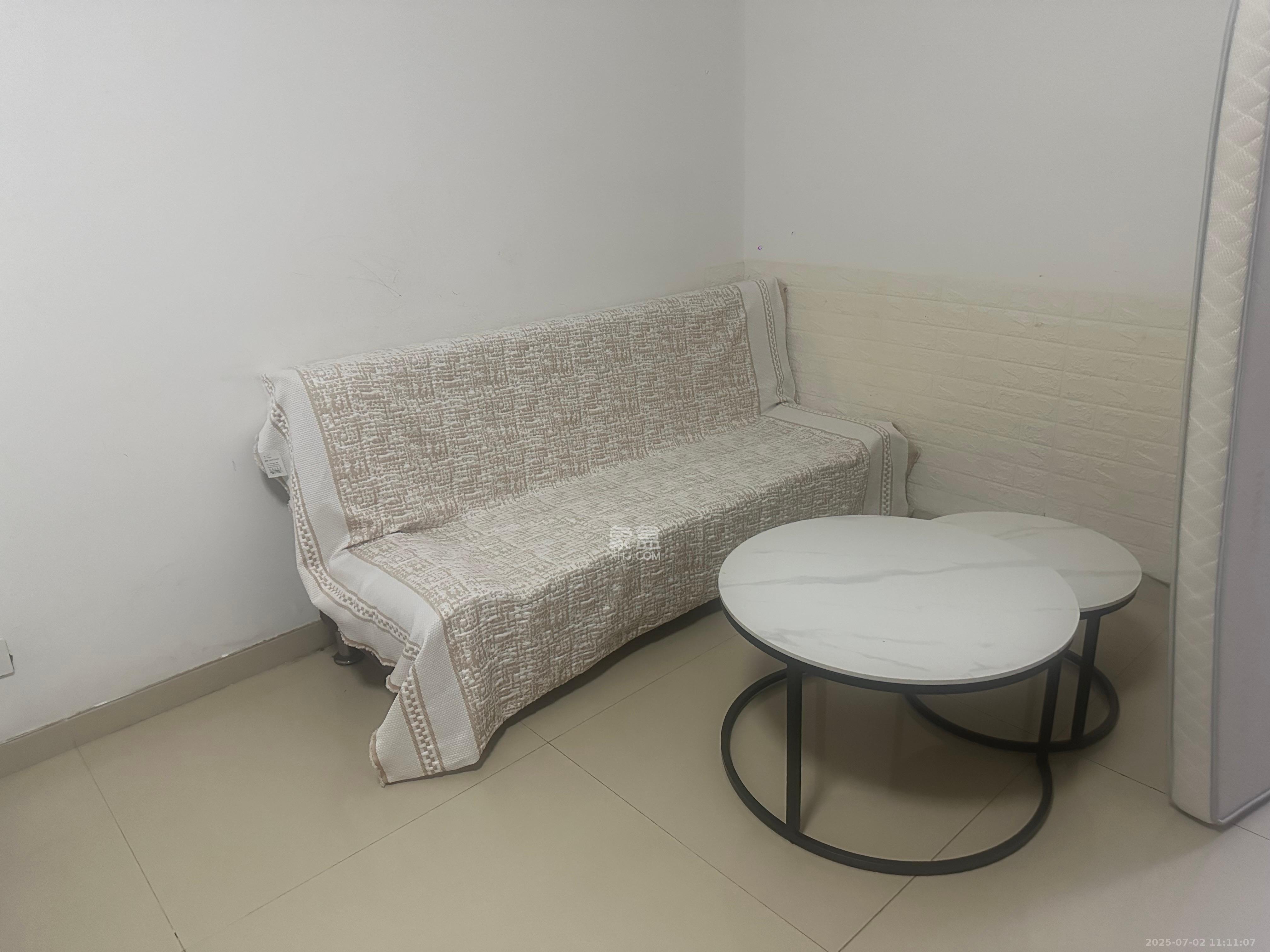 钰龙天下二期(钰龙佳园)  1室1厅1卫    1100.0元/月 钰龙天下二期(钰龙佳园)  1室1厅1卫    1100.0元/月室内图