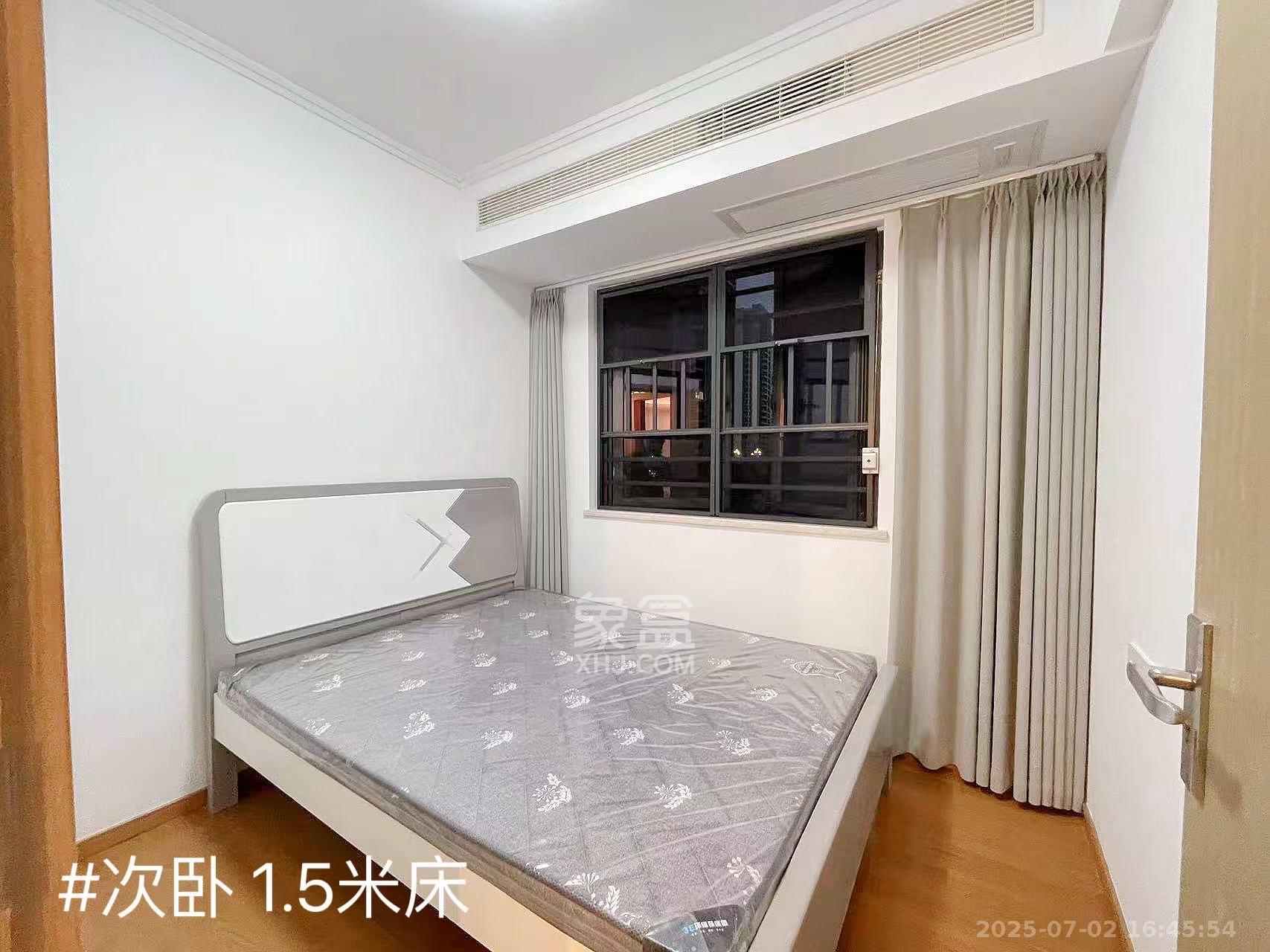 清控湖山雅居南区  3室2厅2卫   2600.00元/月室内图