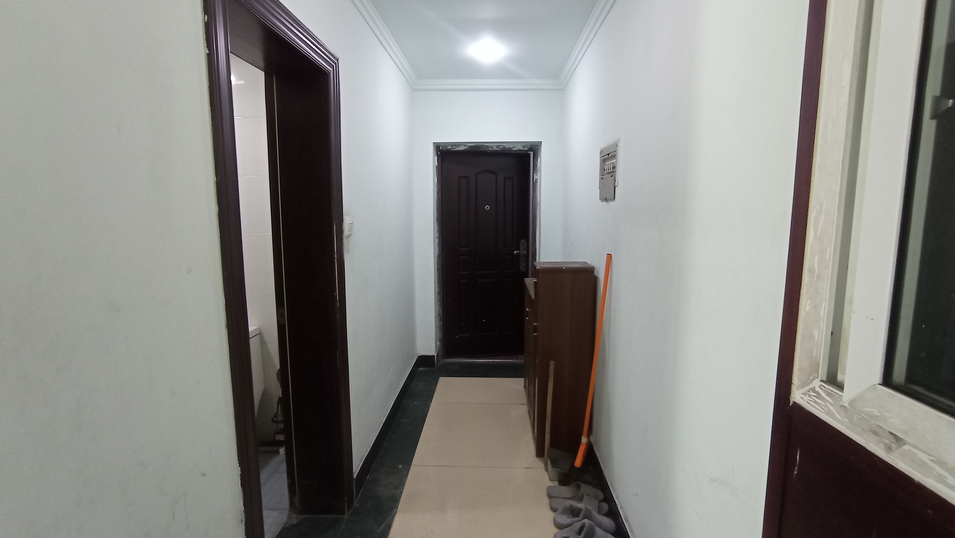 金华苑 3室2厅2卫 2200.0元/月 金华苑 3室2厅2卫 2200.0元/月室内图