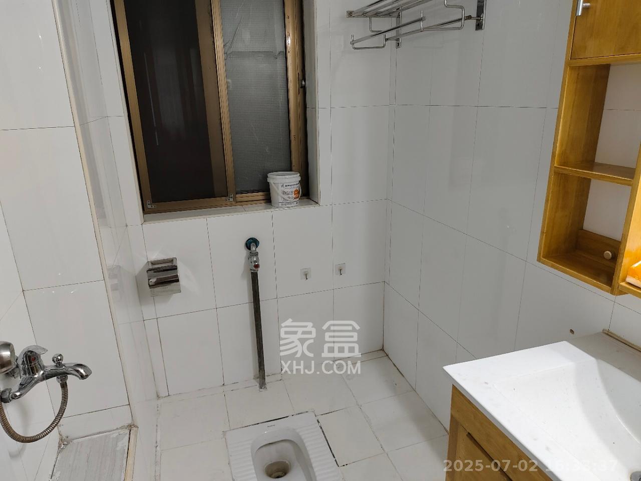 西岸润泽府 3室2厅2卫 3000.0元/月 西岸润泽府 3室2厅2卫 3000.0元/月室内图