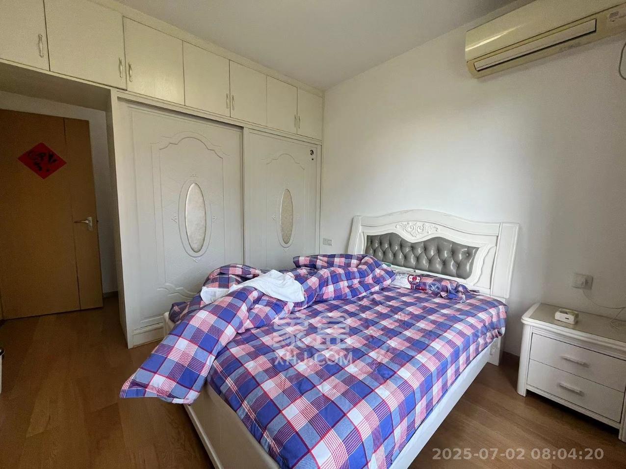 中海国际三期 3室2厅2卫 2600.0元/月 中海国际三期 3室2厅2卫 2600.0元/月室内图