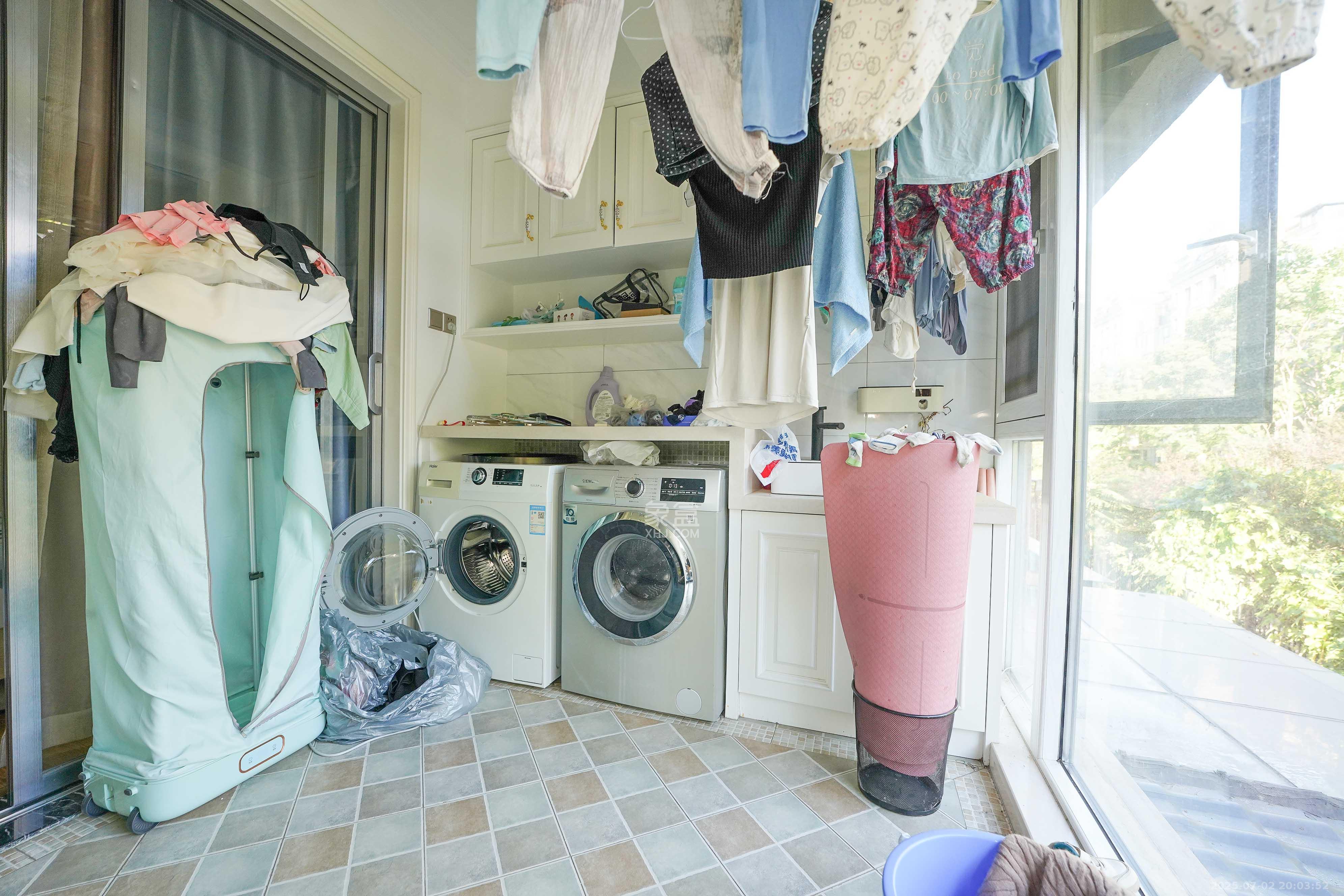 五矿万境蓝山  4室2厅2卫    178.0万阳台