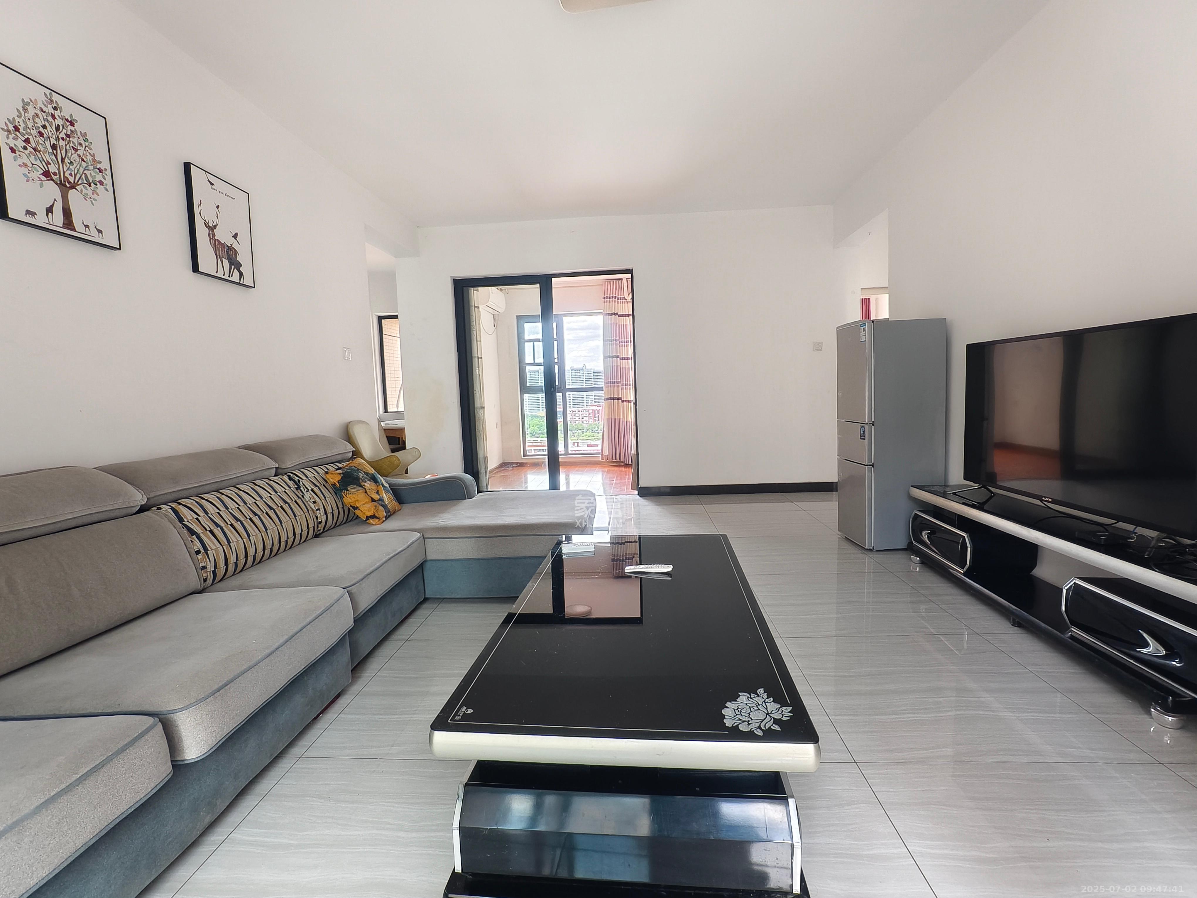 邦盛水岸御园  4室2厅2卫    2200.0元/月室内图