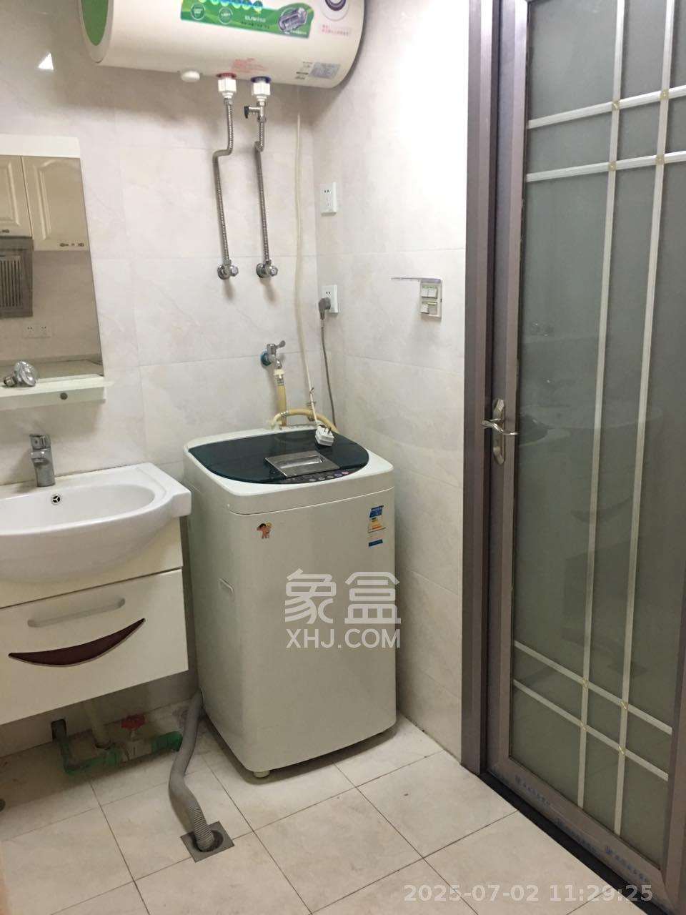 保利麓谷林语I区  1室1厅1卫   1500.00元/月室内图