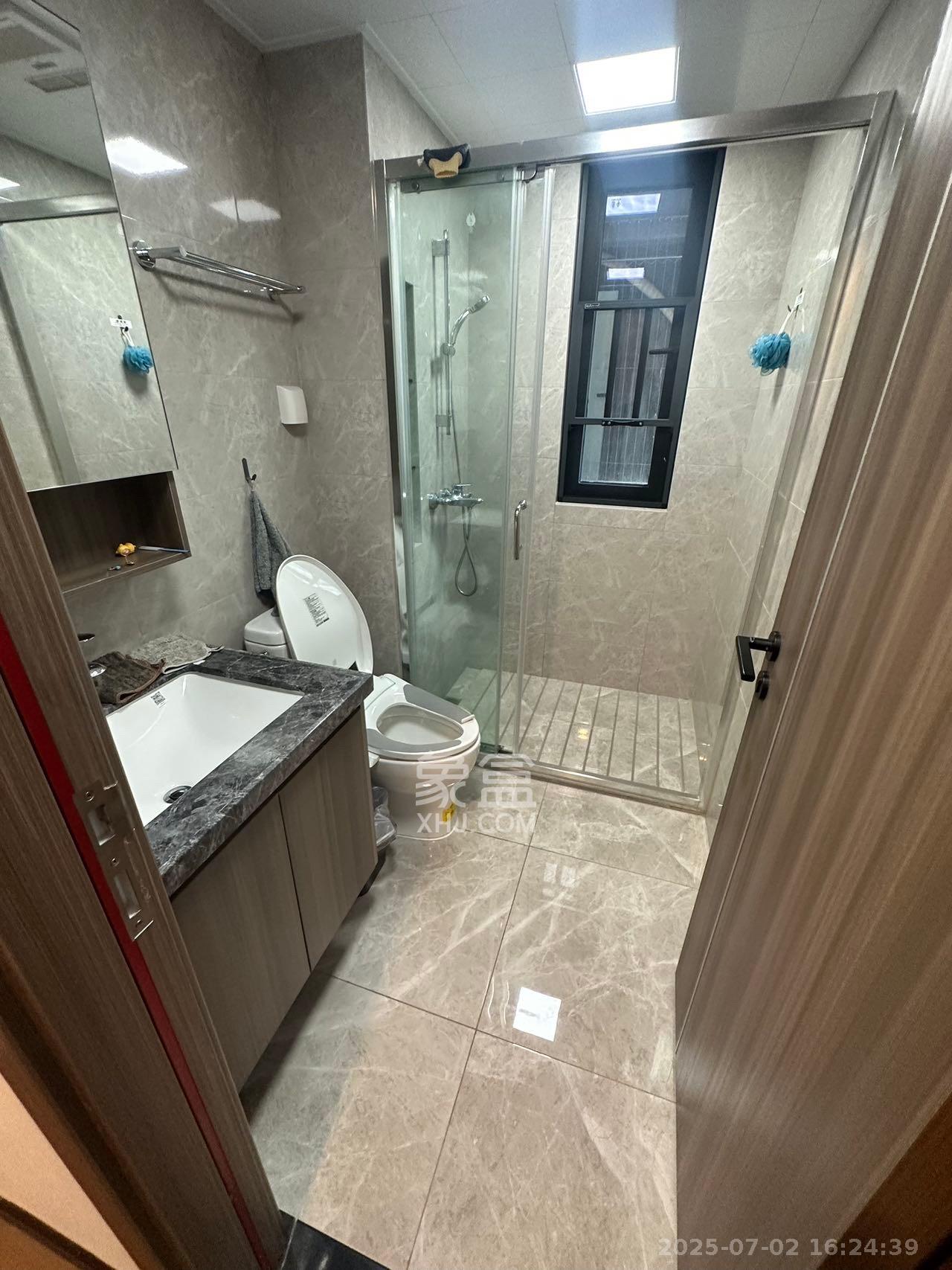 中海阅溪府  3室2厅2卫    3300.0元/月室内图