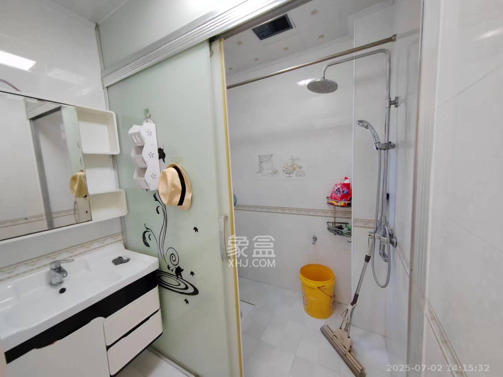 丽都桃源（金峰北院二期）  2室2厅1卫   2100.00元/月室内图