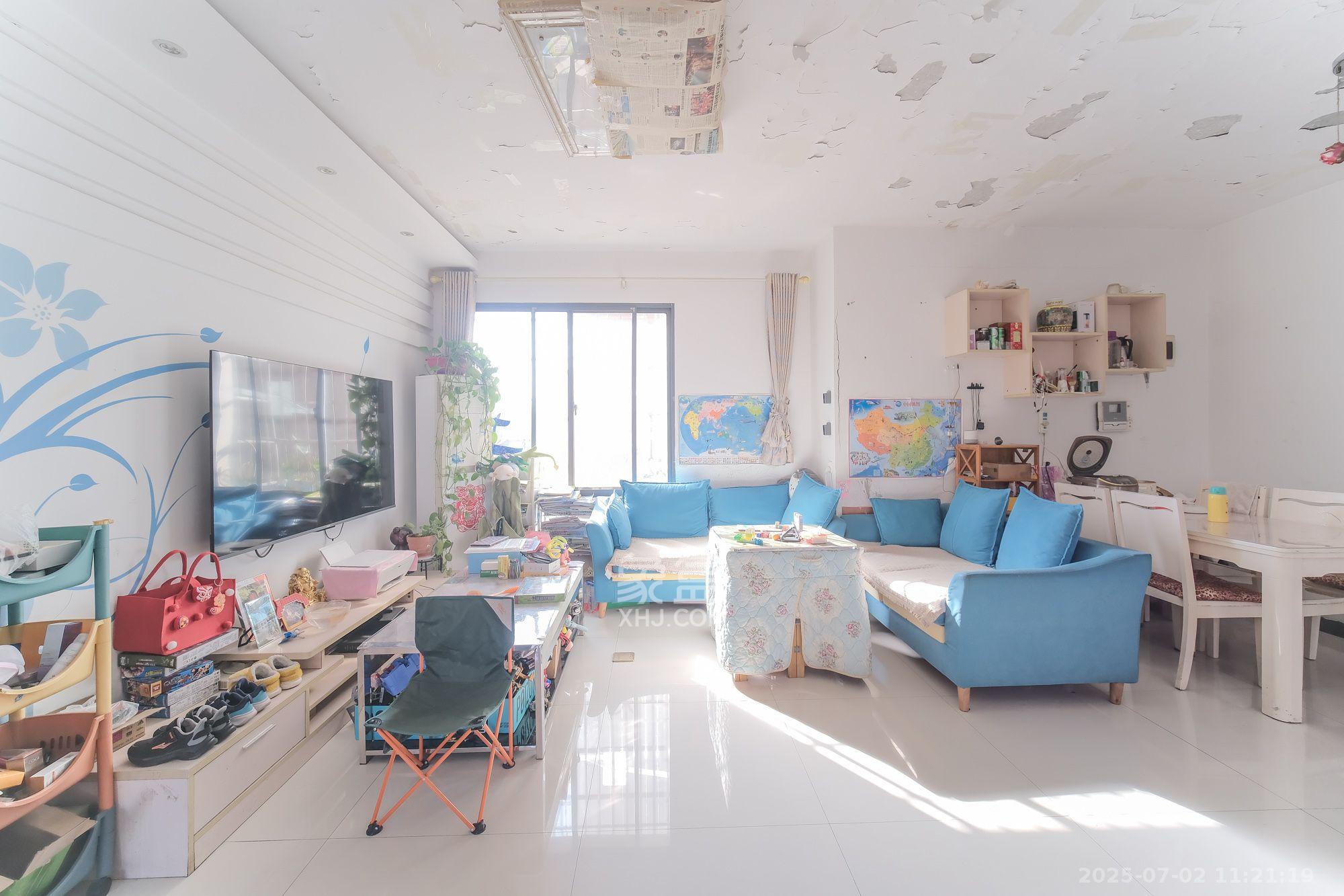 山水湾 3室1厅1卫 1800.0元/月 山水湾 3室1厅1卫 1800.0元/月室内图