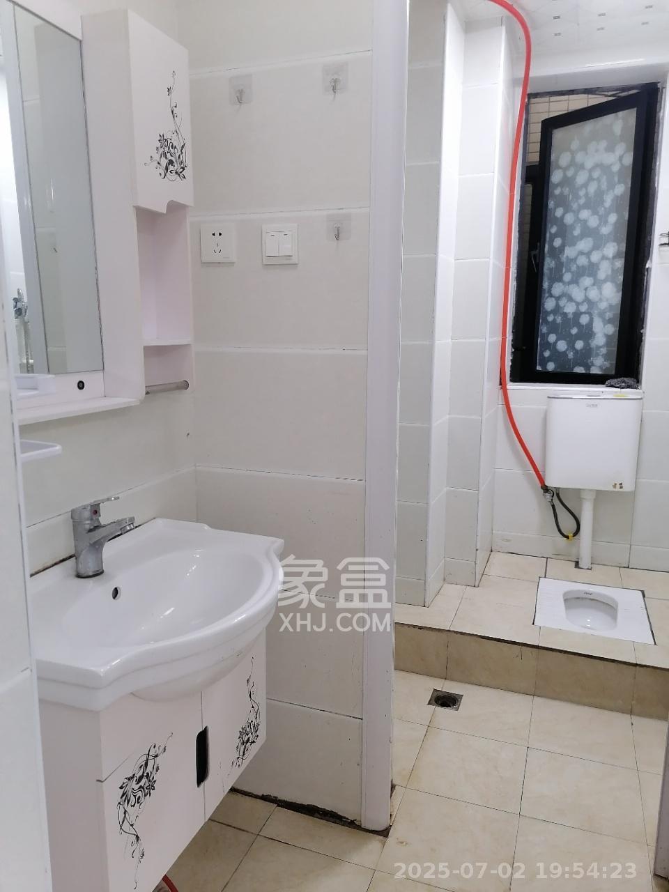 锦泰东环国际  1室1厅1卫   2600.00元/月室内图