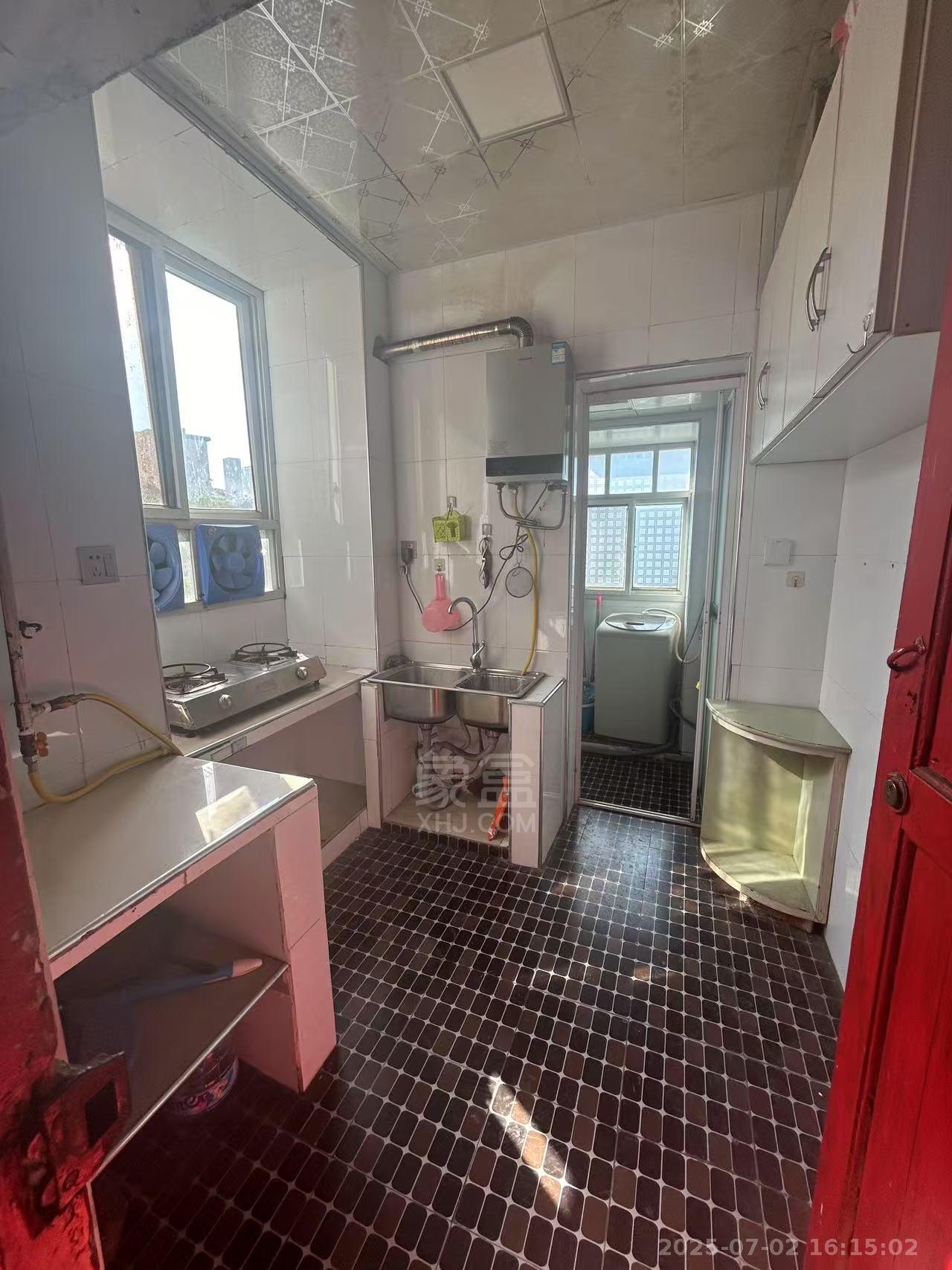 金桂小区曹一二三村 2室1厅1卫 800.0元/月 金桂小区曹一二三村 2室1厅1卫 800.0元/月室内图