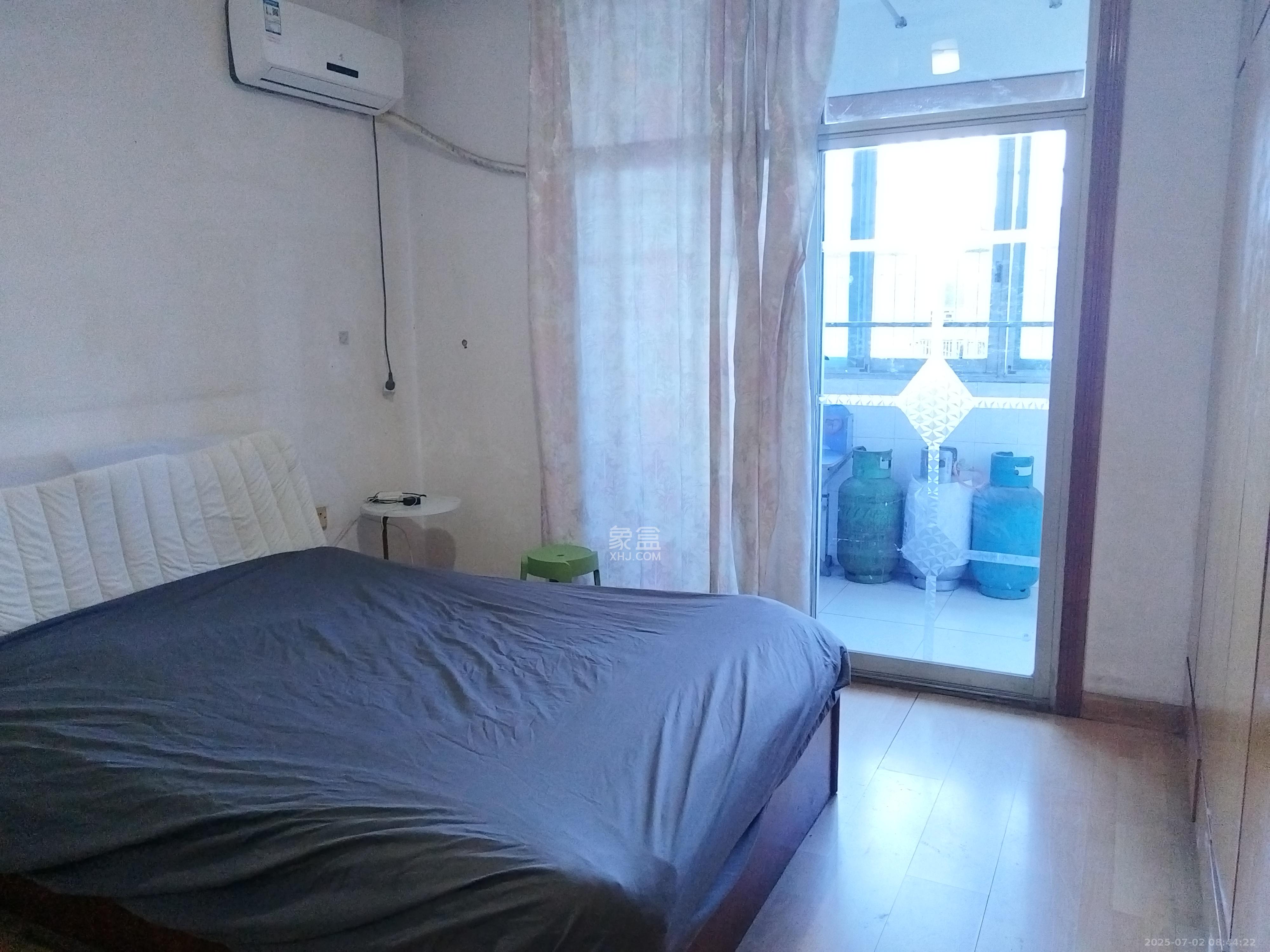 航天大院  3室2厅2卫    1500.0元/月 航天大院  3室2厅2卫    1500.0元/月室内图