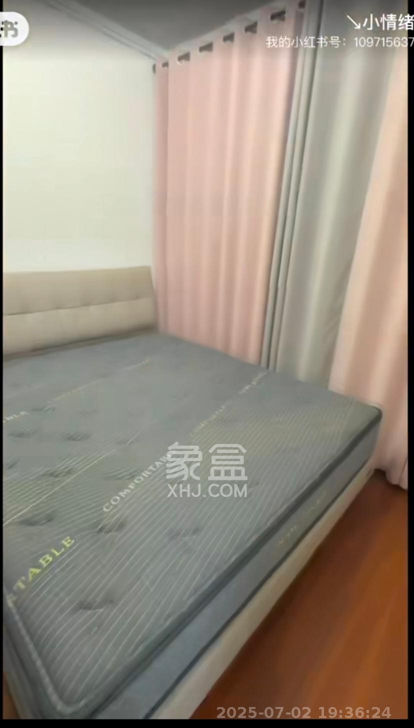 荣泰广场  3室2厅1卫    2600.0元/月室内图
