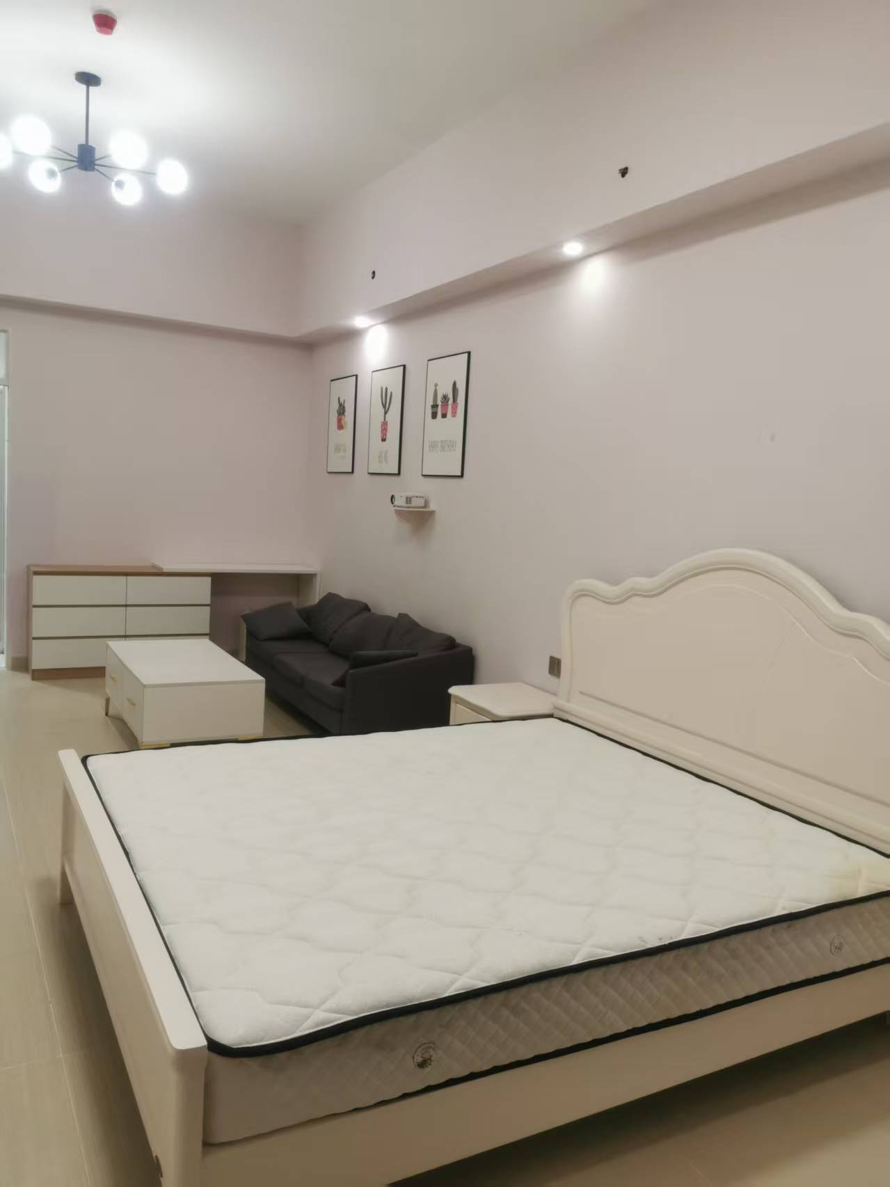 华南城市广场  1室0厅0卫    1500.0元/月 华南城市广场  1室0厅0卫    1500.0元/月室内图