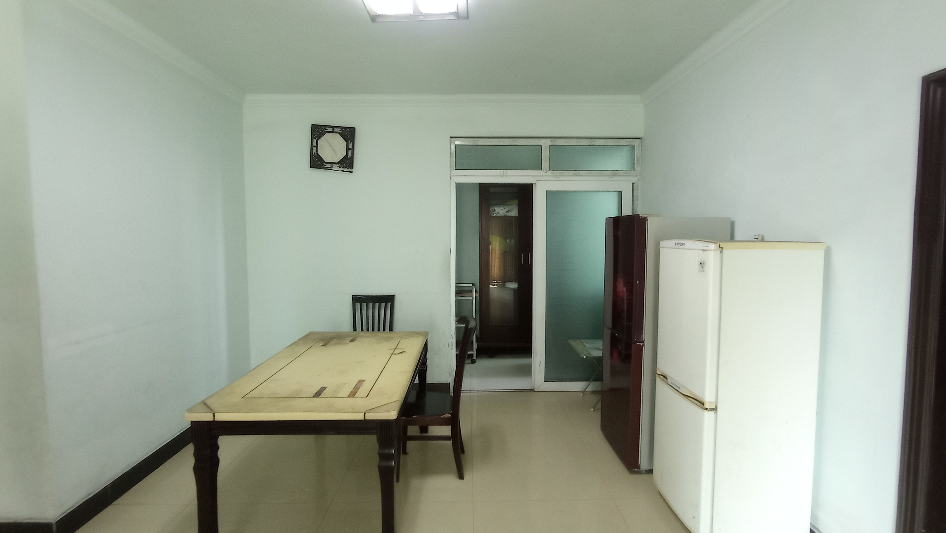 金华苑 3室2厅2卫 2200.0元/月 金华苑 3室2厅2卫 2200.0元/月室内图