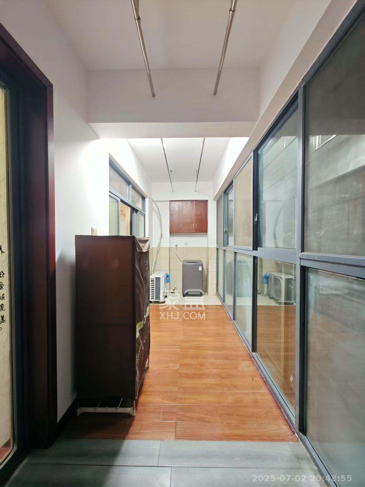 恒基凯旋门一二期 3室2厅2卫 2500.0元/月 恒基凯旋门一二期 3室2厅2卫 2500.0元/月室内图