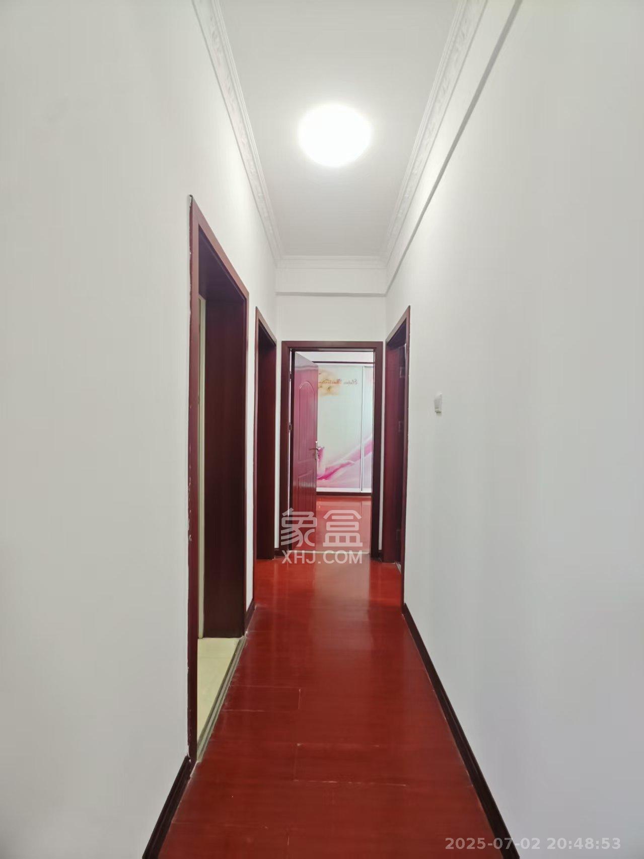 恒基凯旋门一二期 3室2厅2卫 2500.0元/月 恒基凯旋门一二期 3室2厅2卫 2500.0元/月室内图