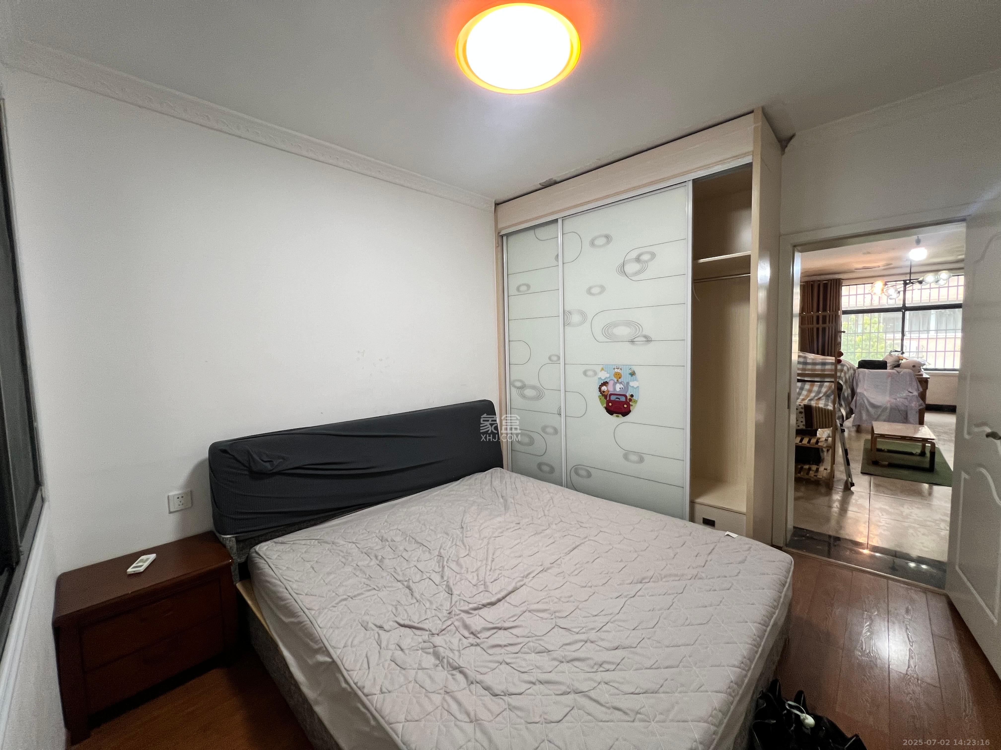 友谊路电视机厂宿舍  2室2厅1卫    1500.0元/月 友谊路电视机厂宿舍  2室2厅1卫    1500.0元/月室内图