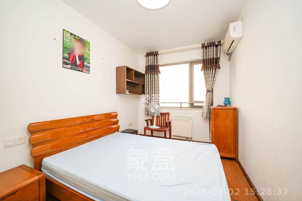 怡海星城 2室2厅1卫 1500.0元/月 怡海星城 2室2厅1卫 1500.0元/月室内图