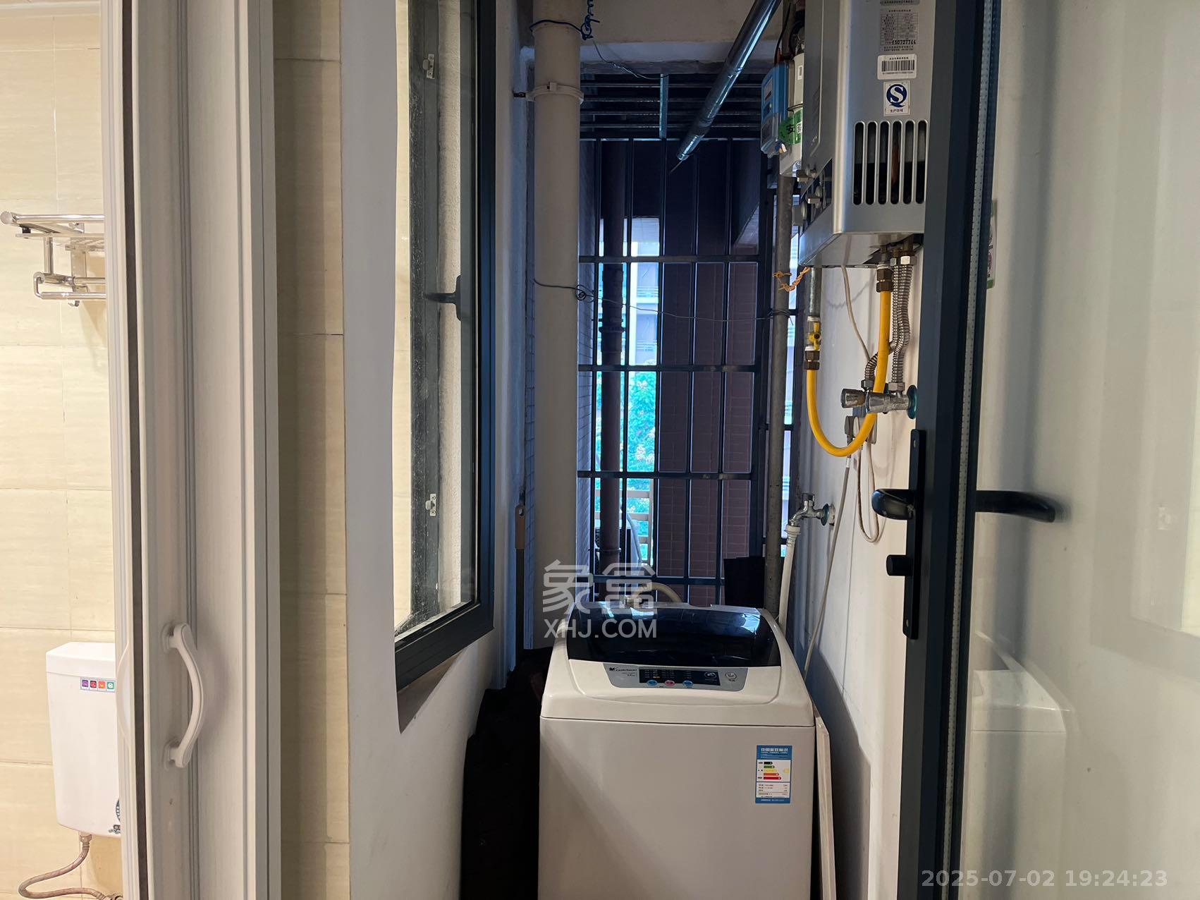 中建芙蓉工社 2室1厅1卫 1400.0元/月 中建芙蓉工社 2室1厅1卫 1400.0元/月室内图