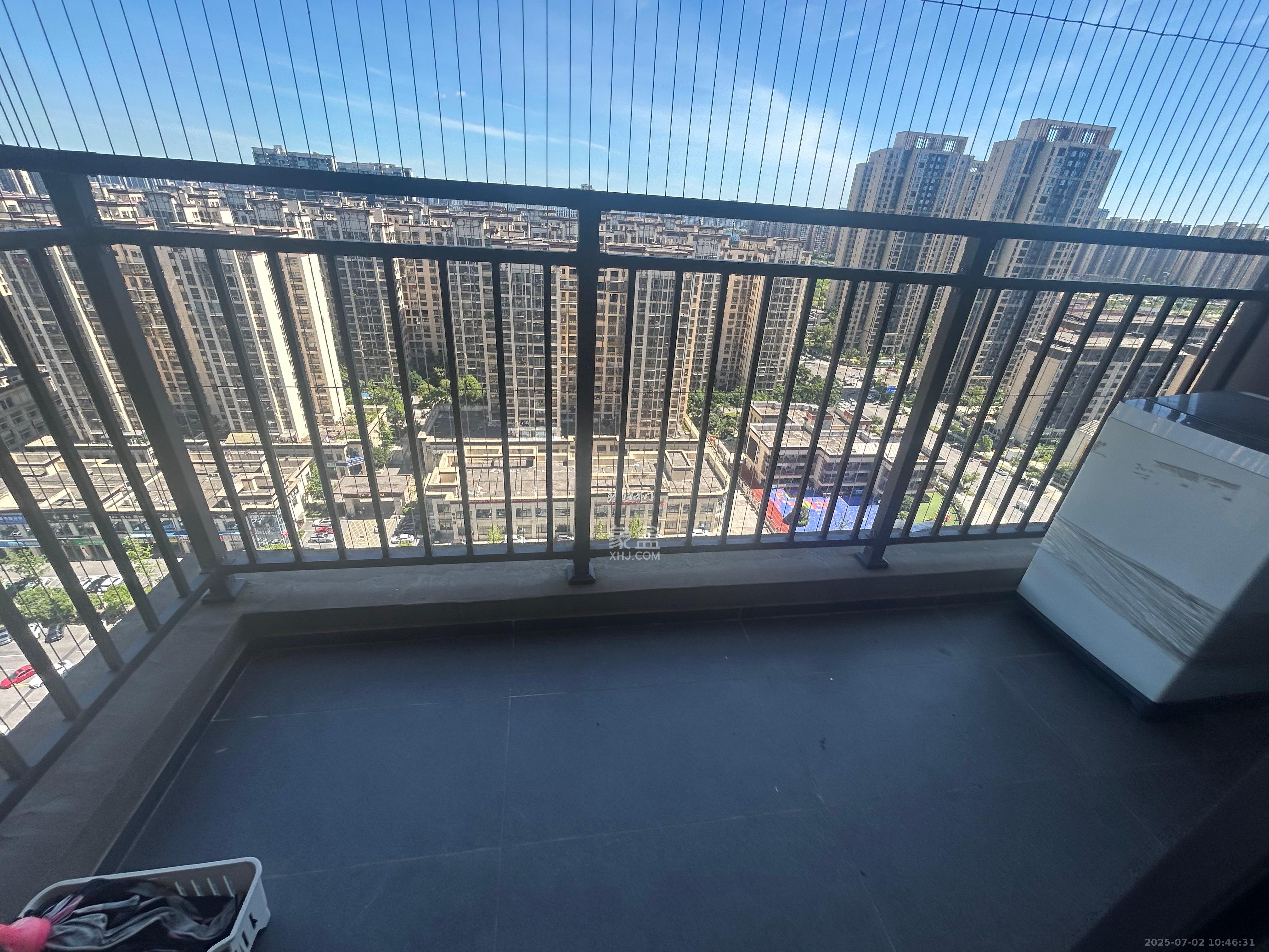 招商华发依云曦城 4室2厅2卫 3200.0元/月 招商华发依云曦城 4室2厅2卫 3200.0元/月室内图